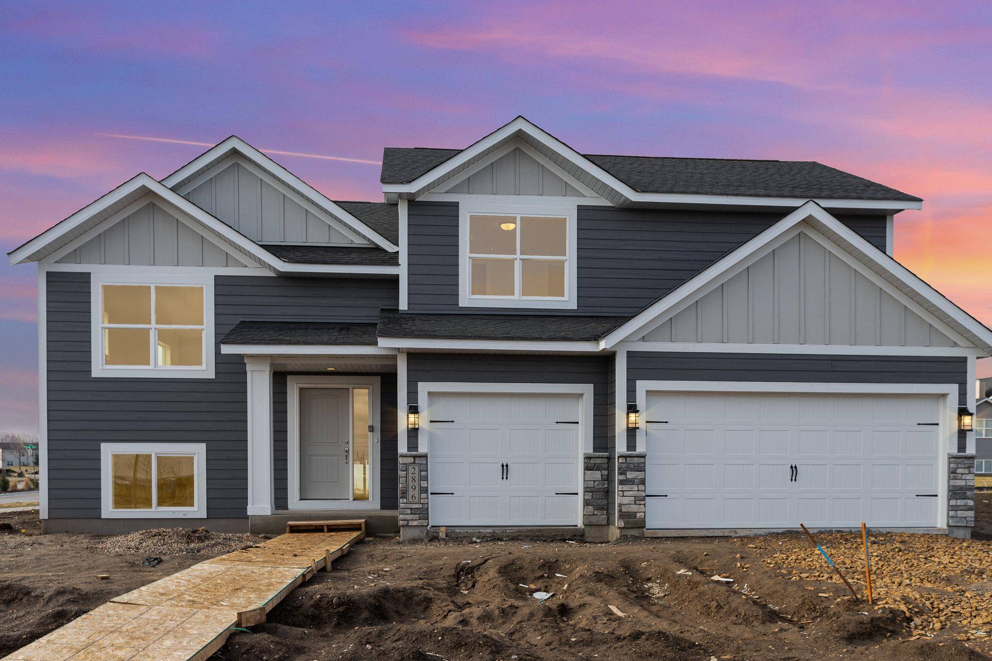 Shakopee, MN 55379,2886 Trinity DR