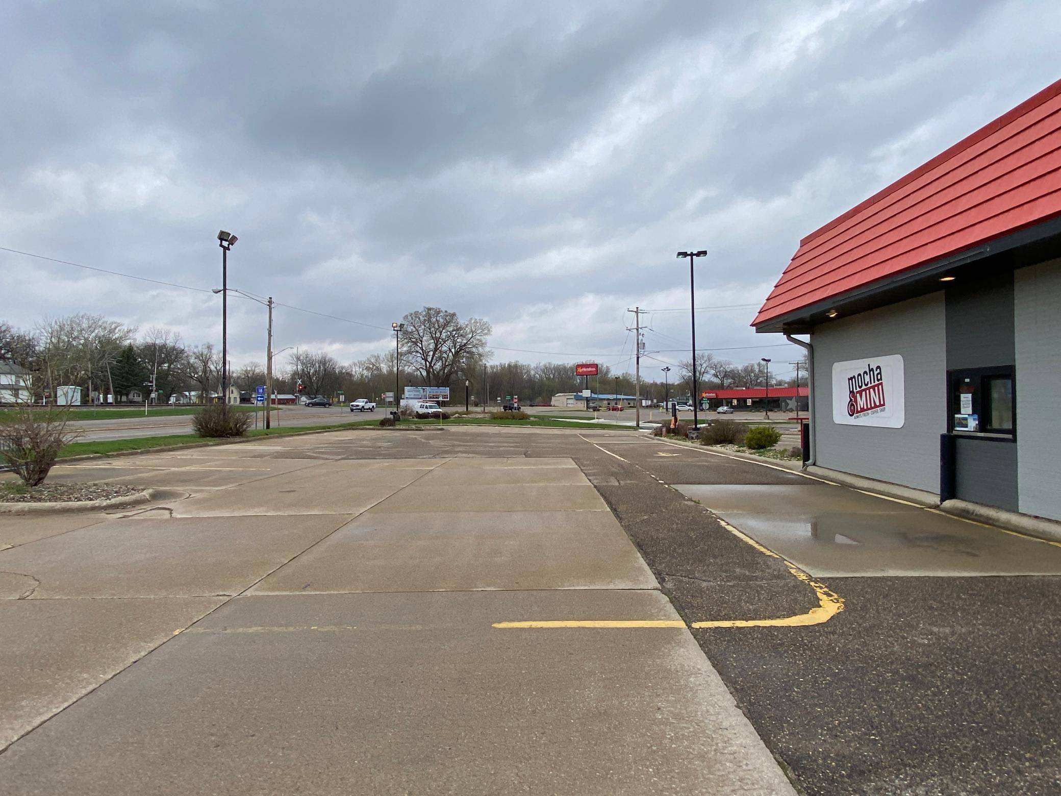 Albert Lea, MN 56007,1317 SE Broadway AVE
