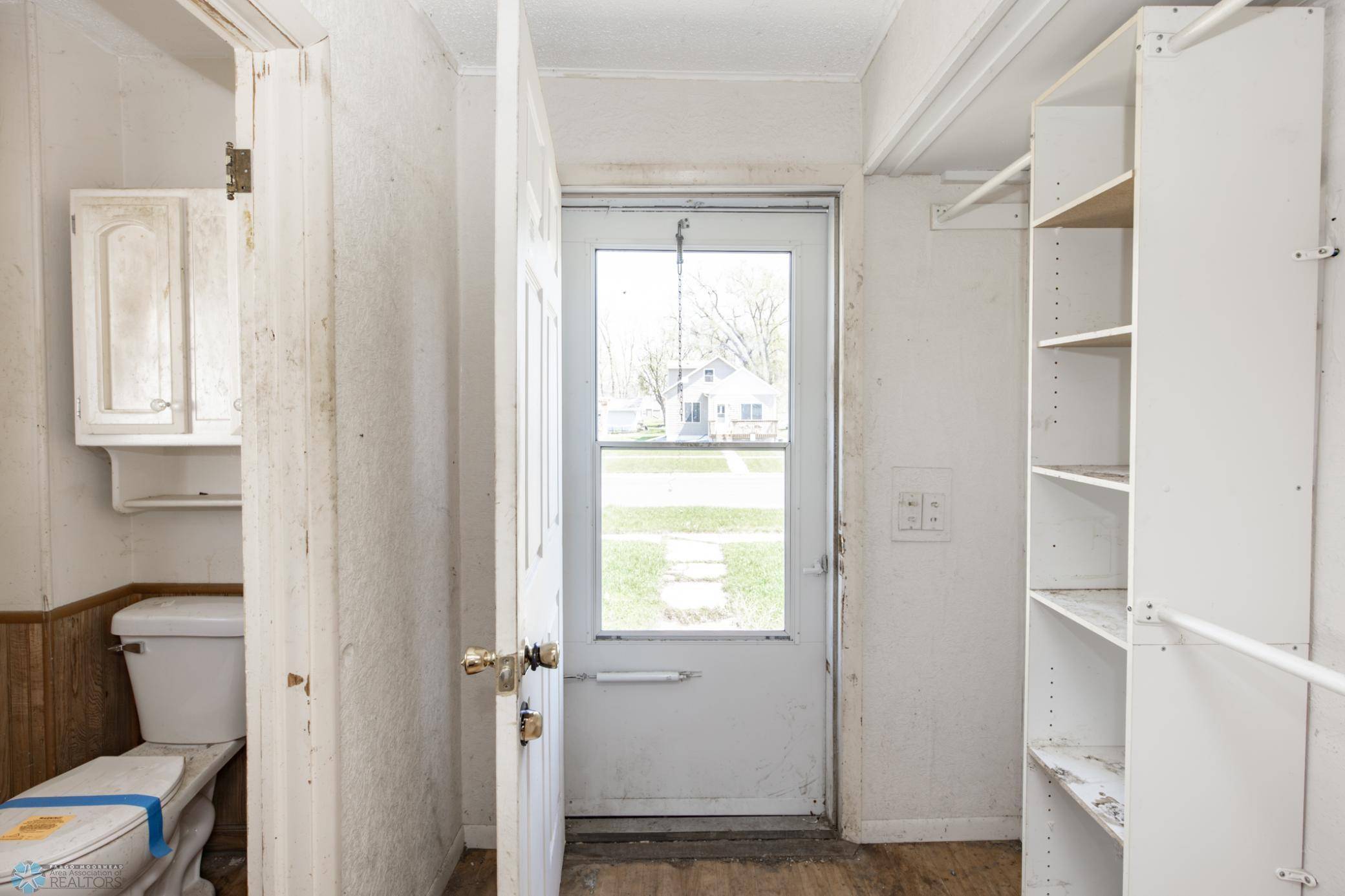 Wahpeton, ND 58075,619 5th ST N