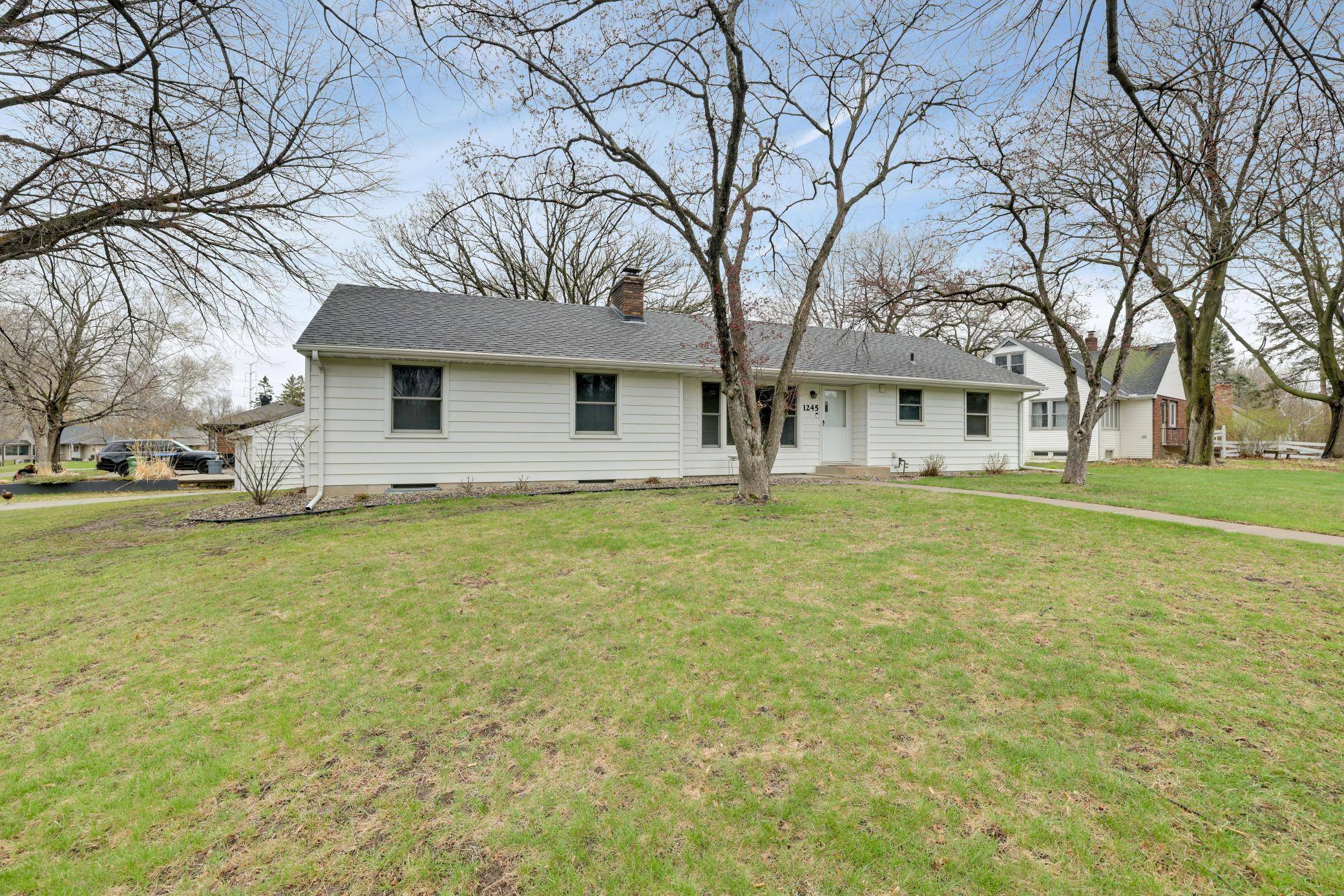 Roseville, MN 55113,1245 Oakcrest AVE