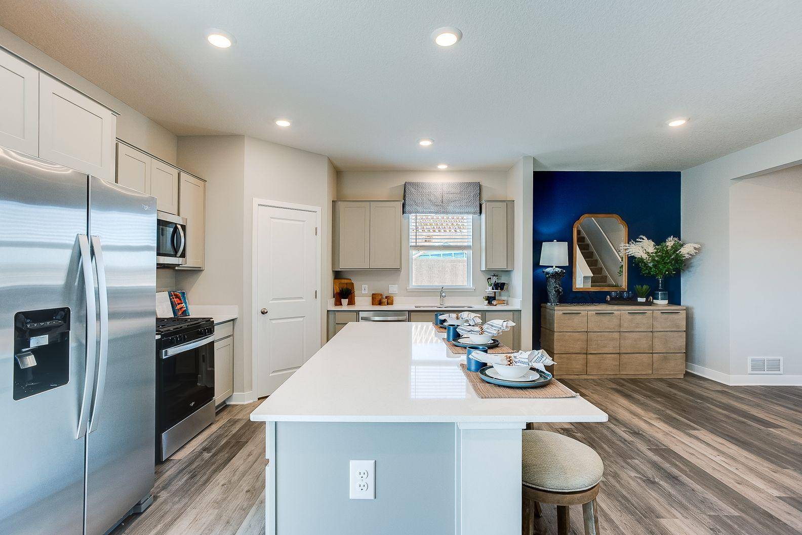 Lakeville, MN 55044,17240 Durham DR