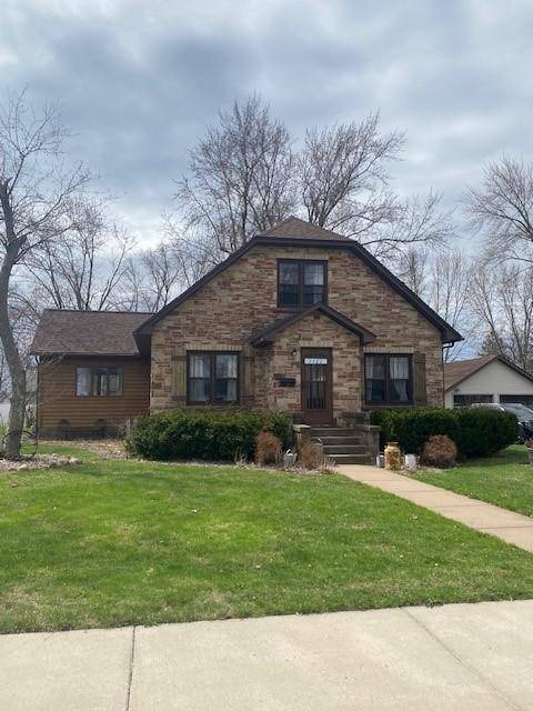 Chippewa Falls, WI 54729,1121 Water ST