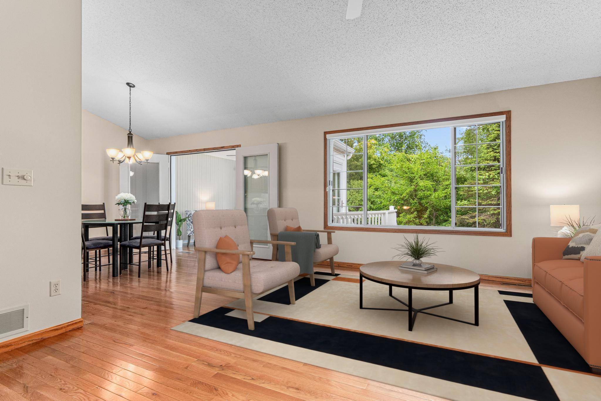 Shoreview, MN 55126,5676 Donegal DR