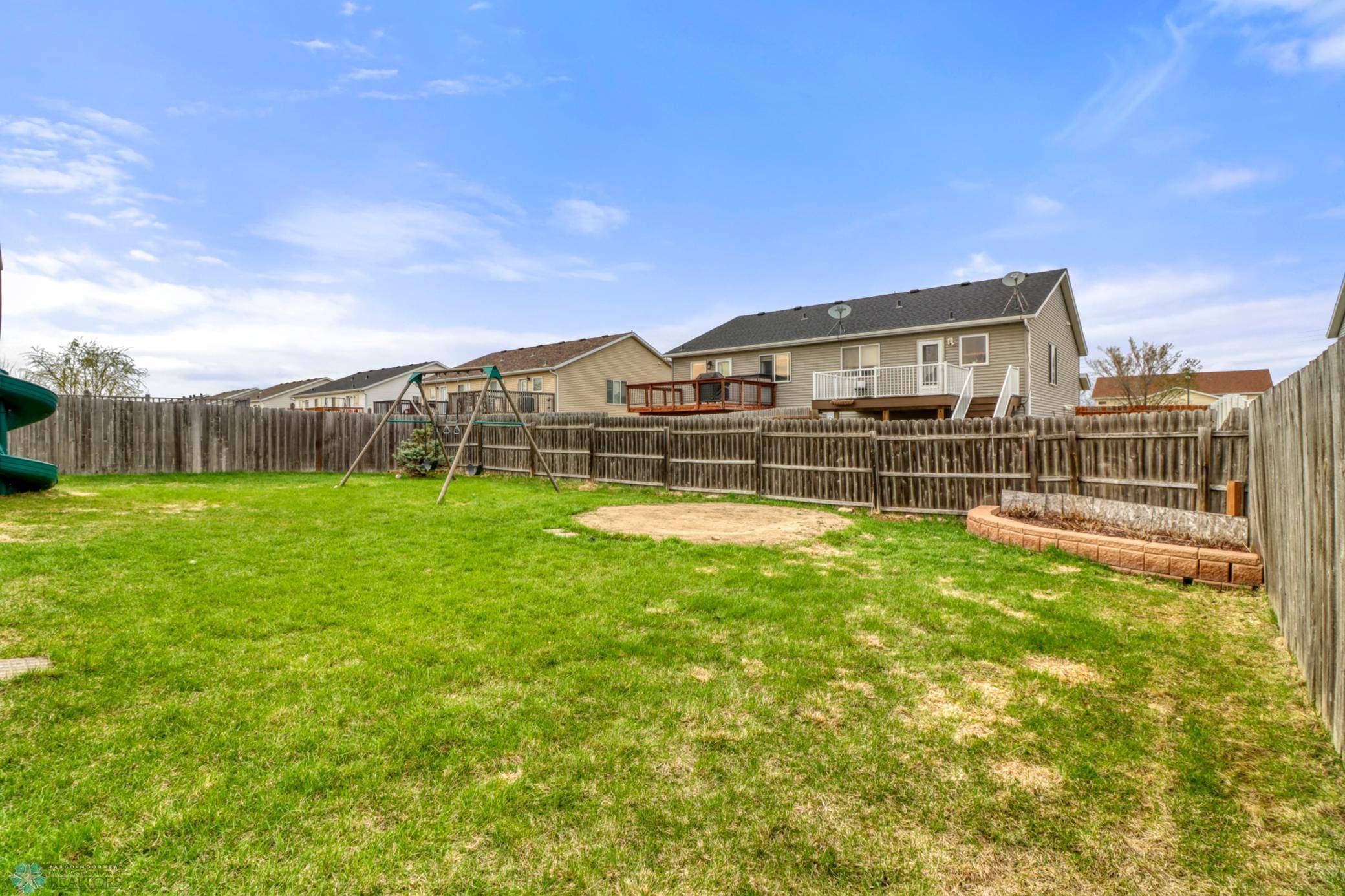 West Fargo, ND 58078,1040 39th AVE W