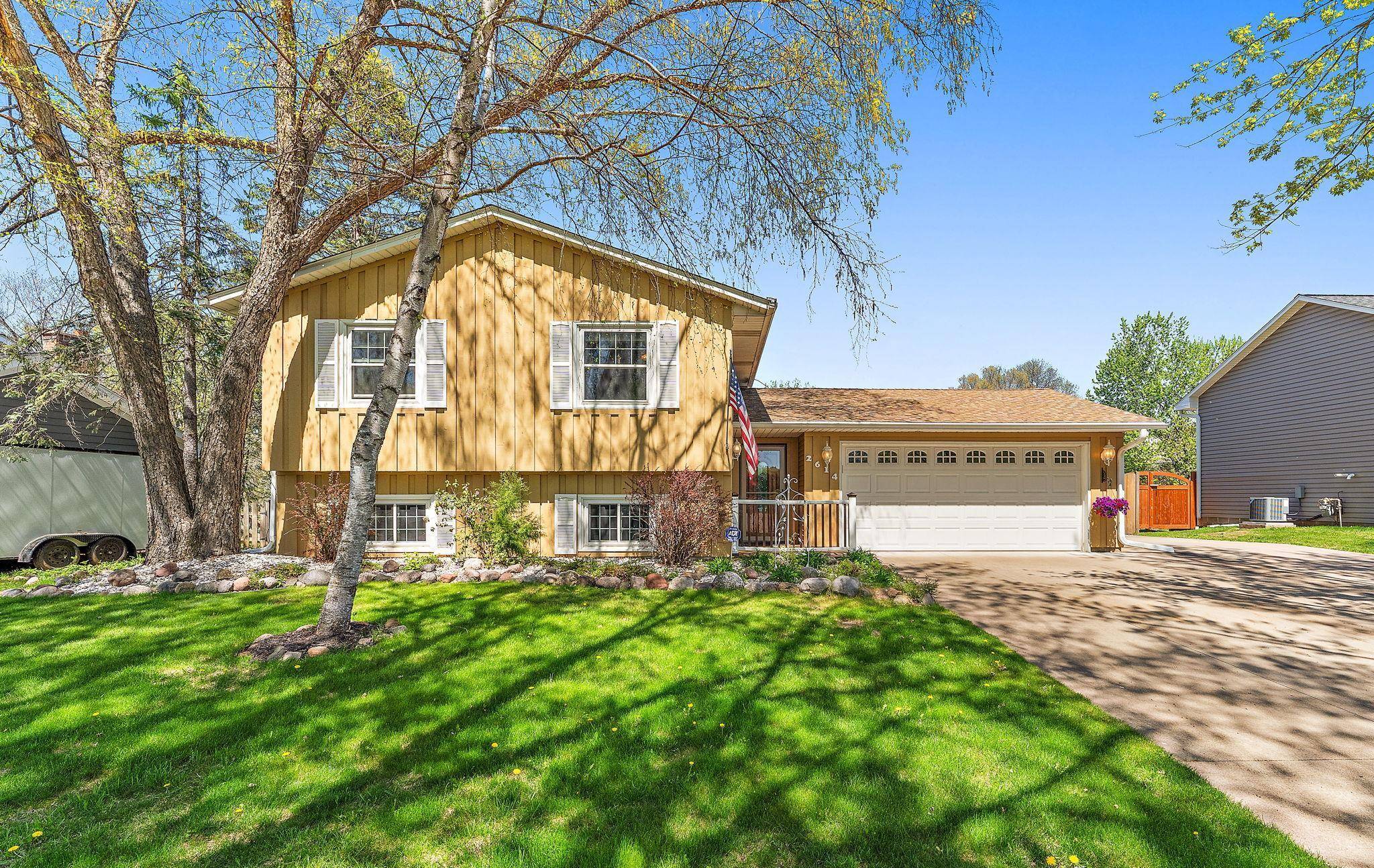 Stillwater, MN 55082,2614 Hawthorne LN