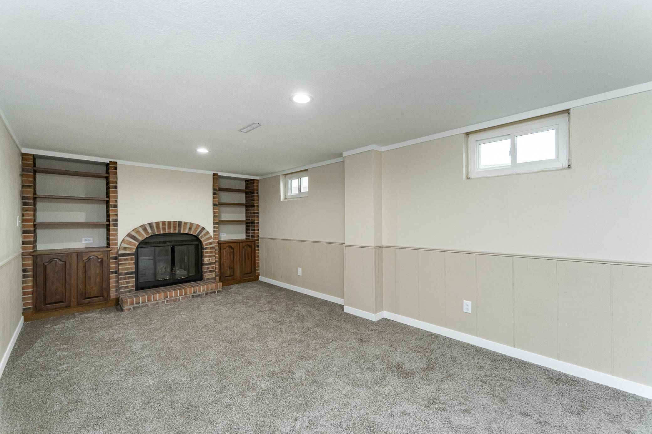 Rochester, MN 55901,1340 Elton Hills DR NW