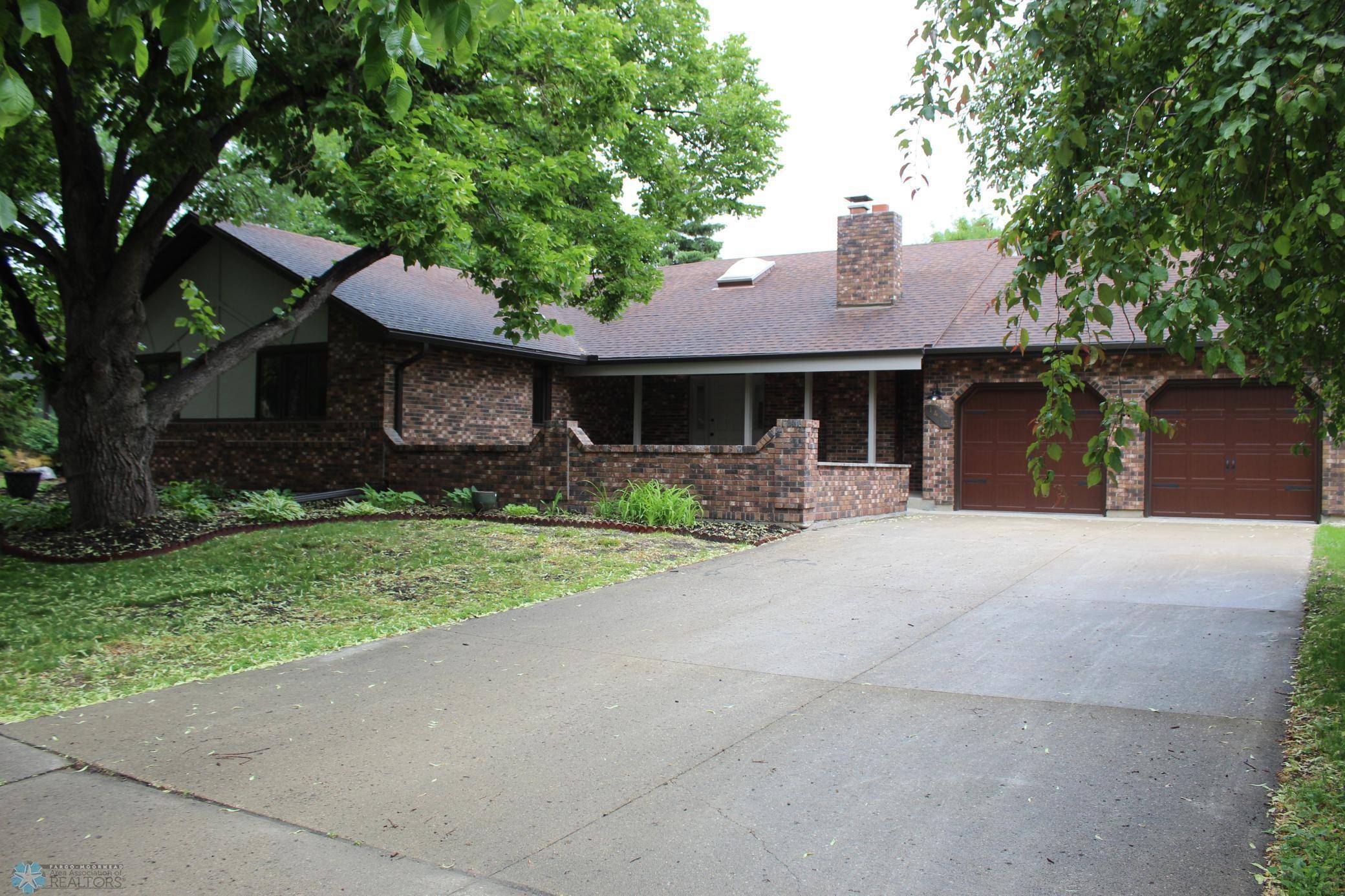 Fargo, ND 58102,1413 4th ST N