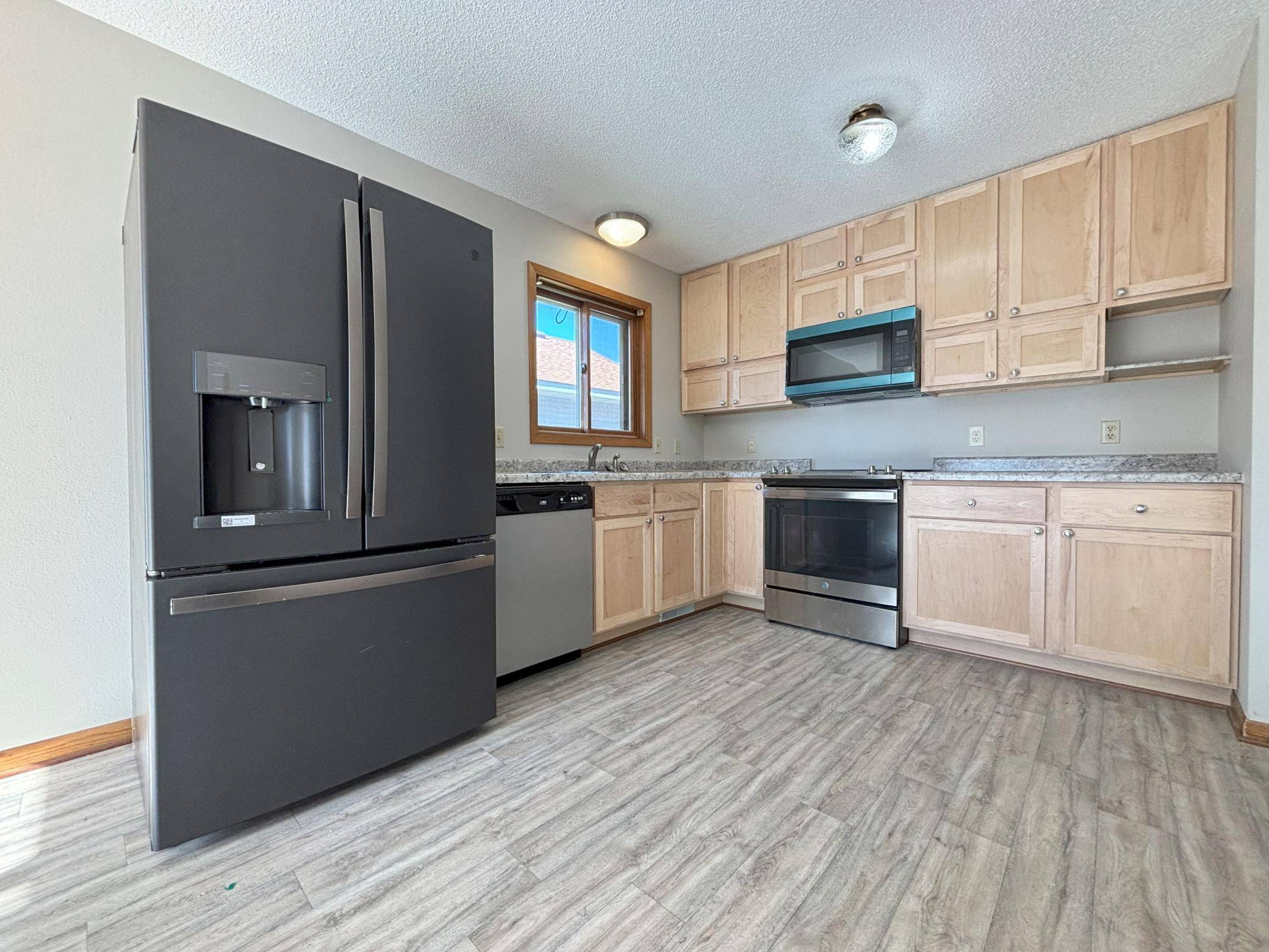 Saint Cloud, MN 56303,205 24th AVE N