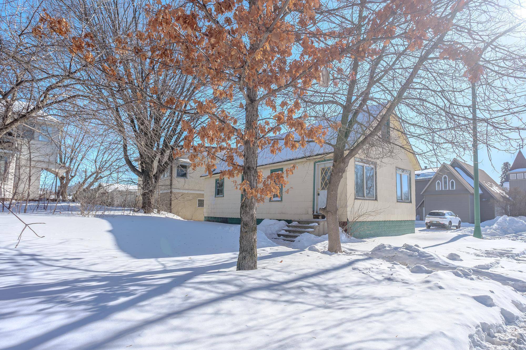 Virginia, MN 55792,304 S 3rd AVE