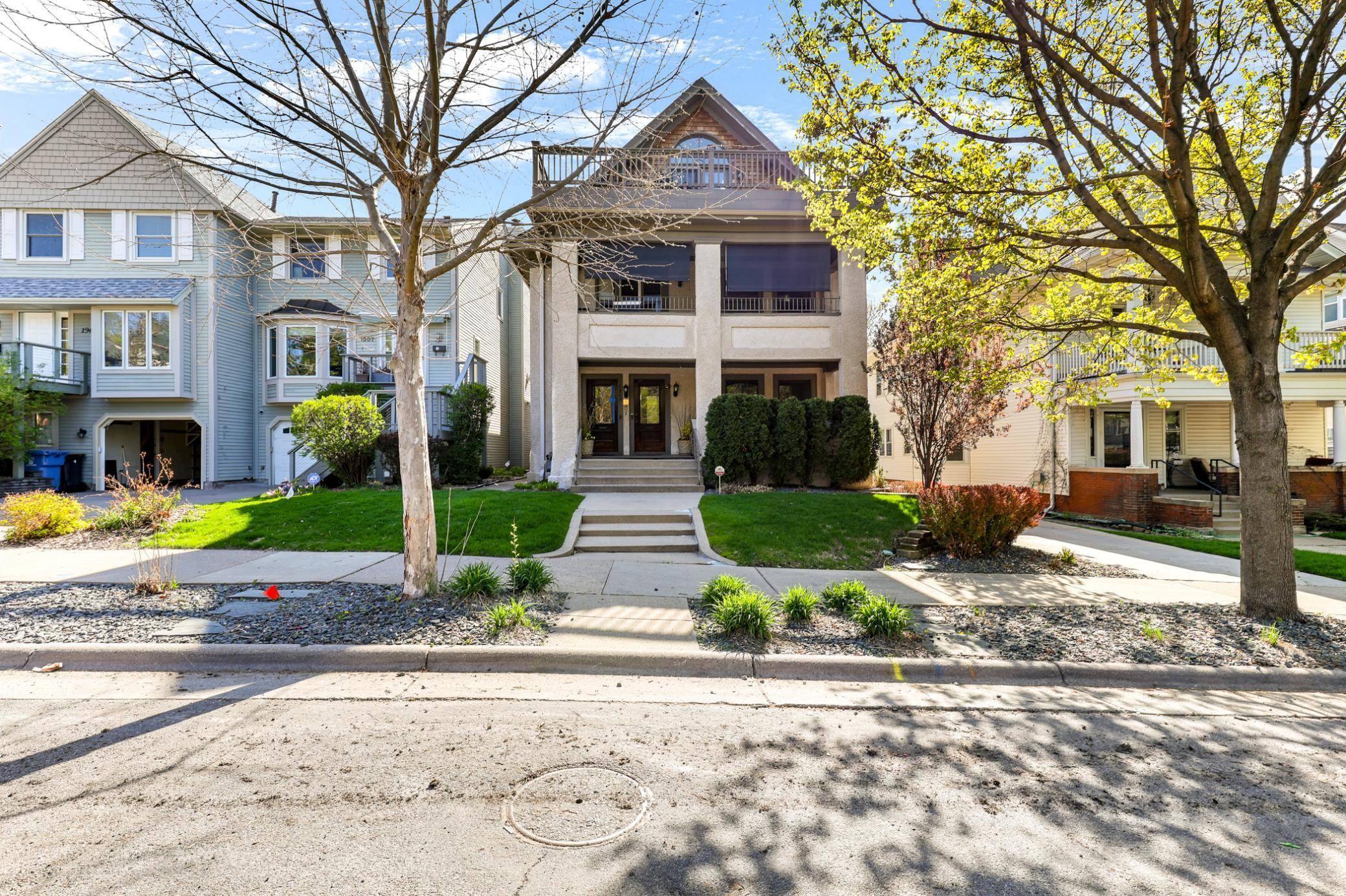 Minneapolis, MN 55403,1909 Fremont AVE S #201