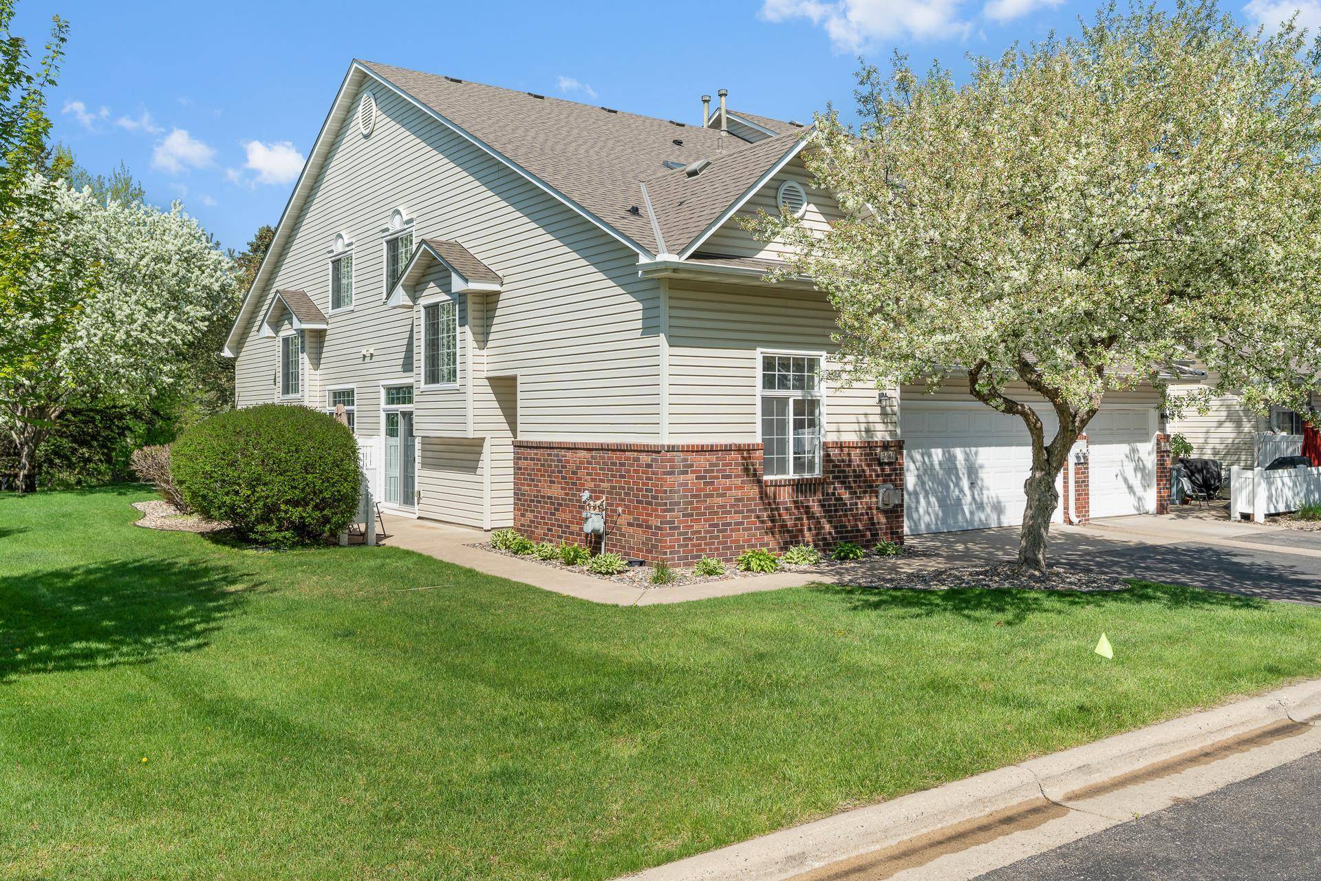 Eagan, MN 55122,3641 Vermilion CT N #1107