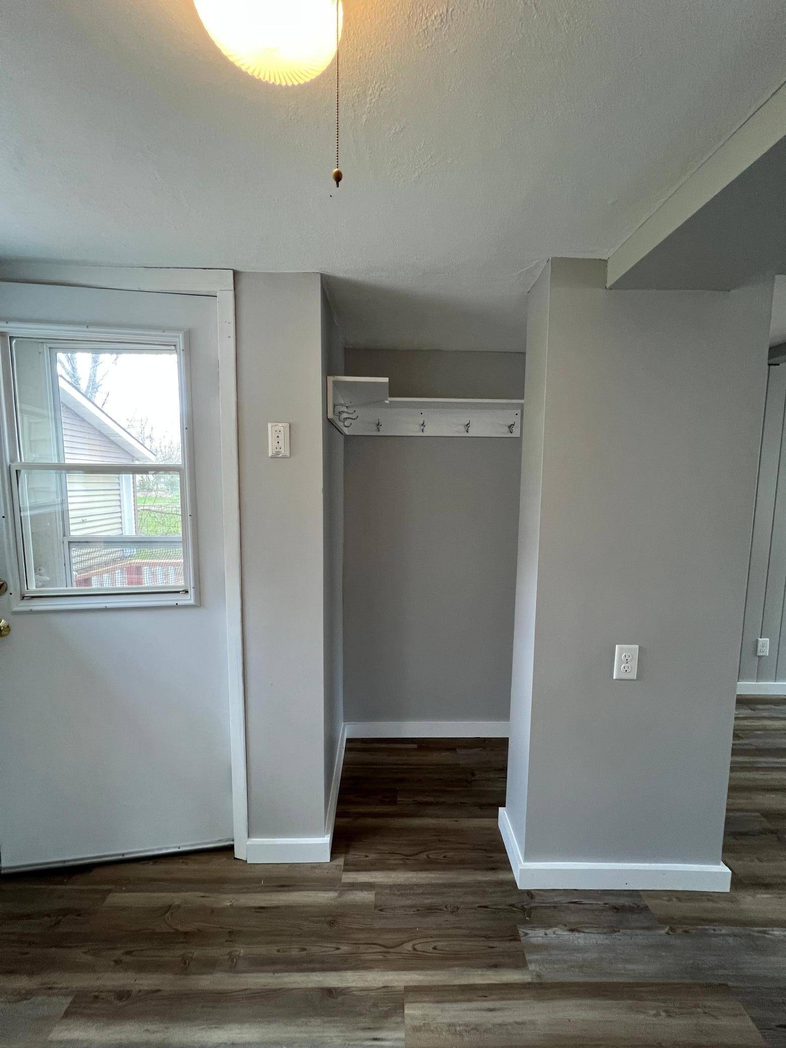 Little Falls, MN 56345,728 6th ST NE
