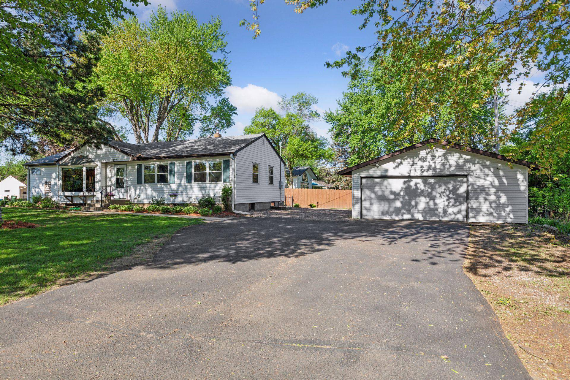 Roseville, MN 55113,1871 Lexington AVE N