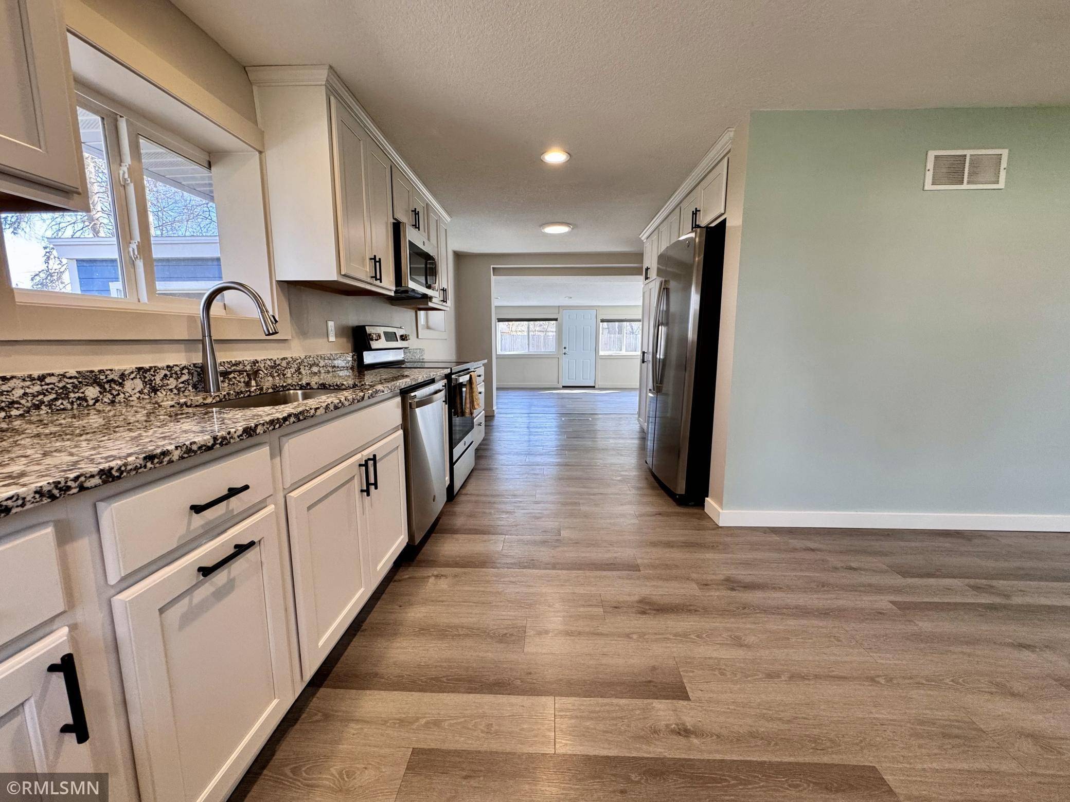 White Bear Lake, MN 55110,1914 Lombardy LN