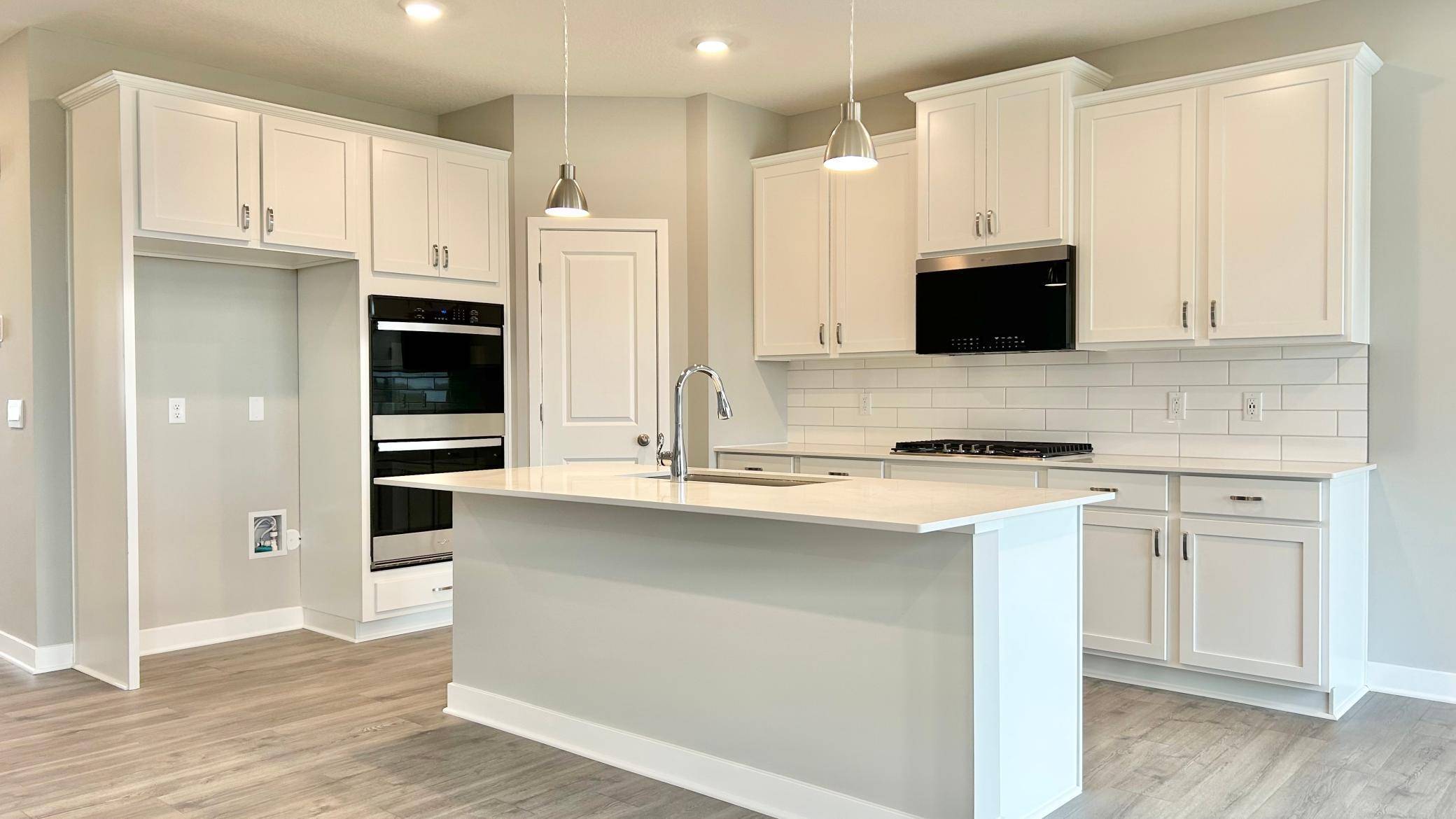 Shakopee, MN 55379,2452 Marsh View CT
