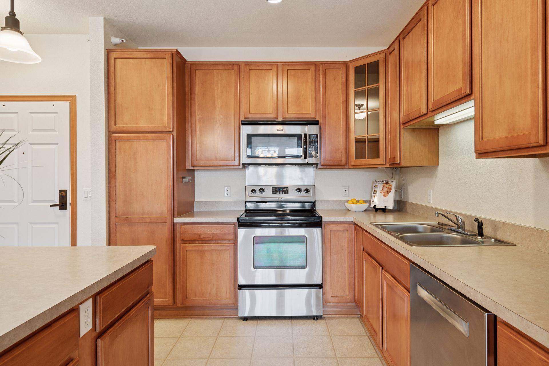 Edina, MN 55439,7100 Metro BLVD #401
