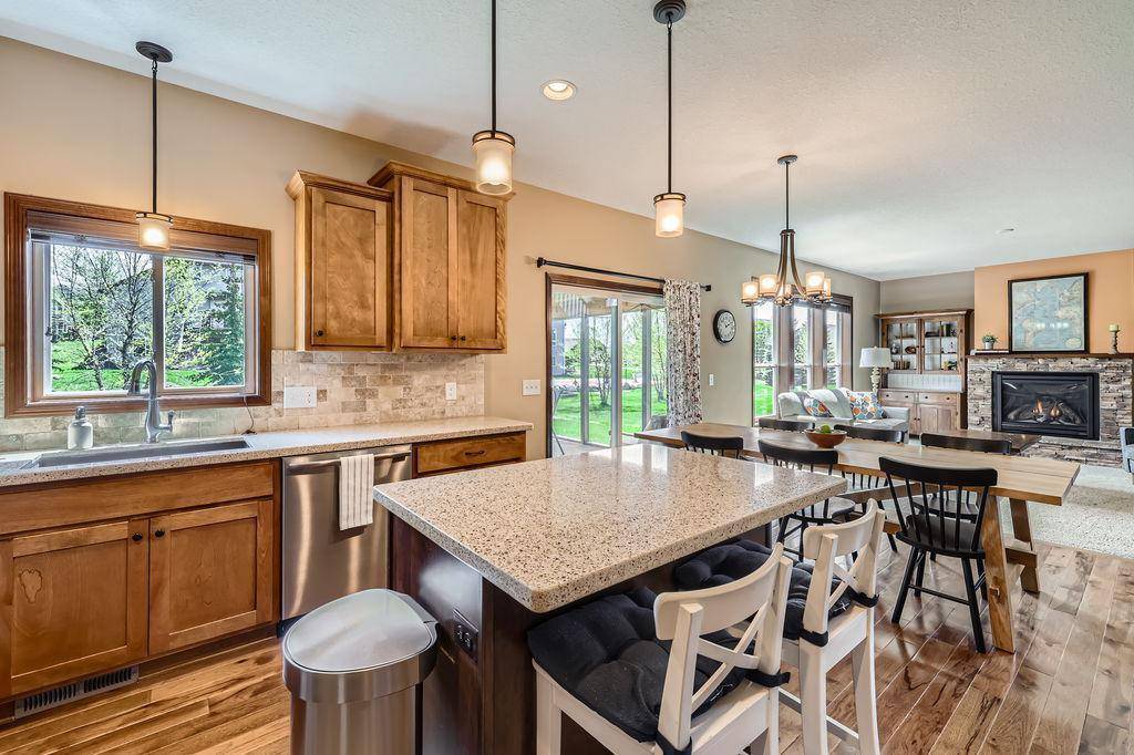 Lakeville, MN 55044,8960 196th ST W