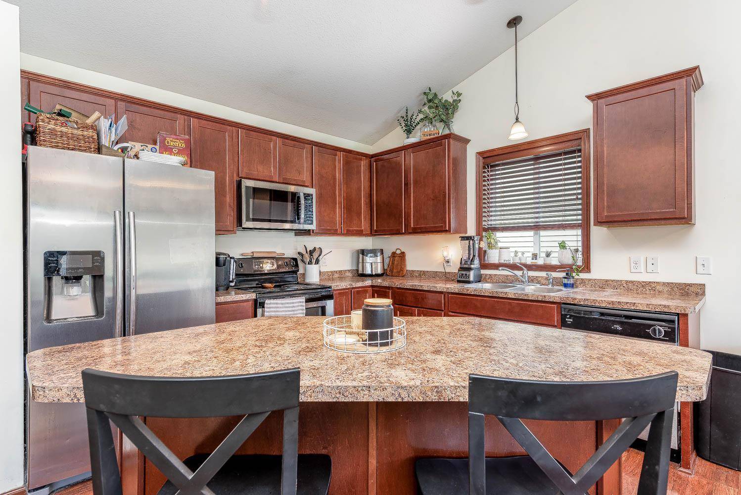 Madison Lake, MN 56063,665 Tomahawk CT