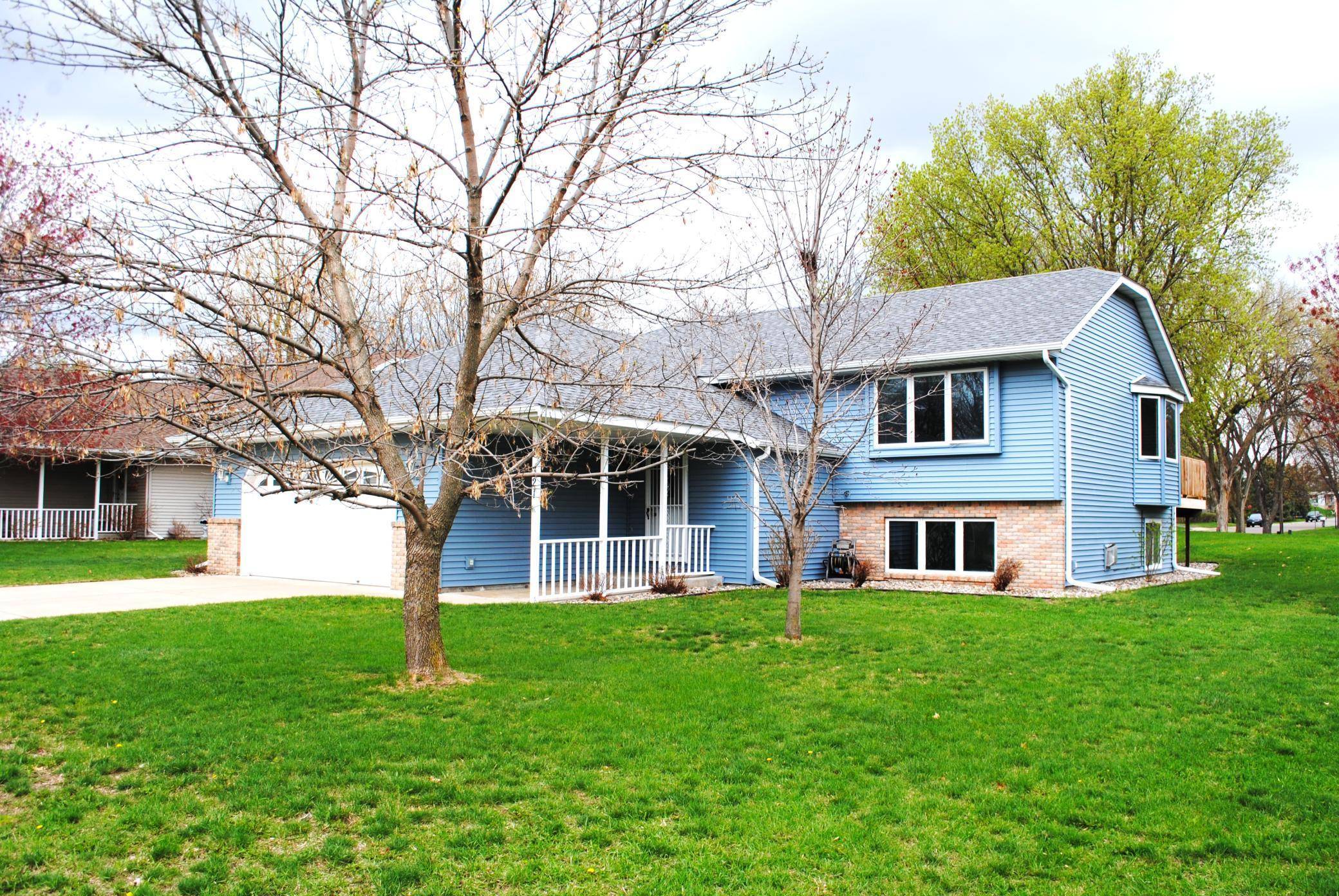 Sauk Rapids, MN 56379,321 Pleasant Ridge DR