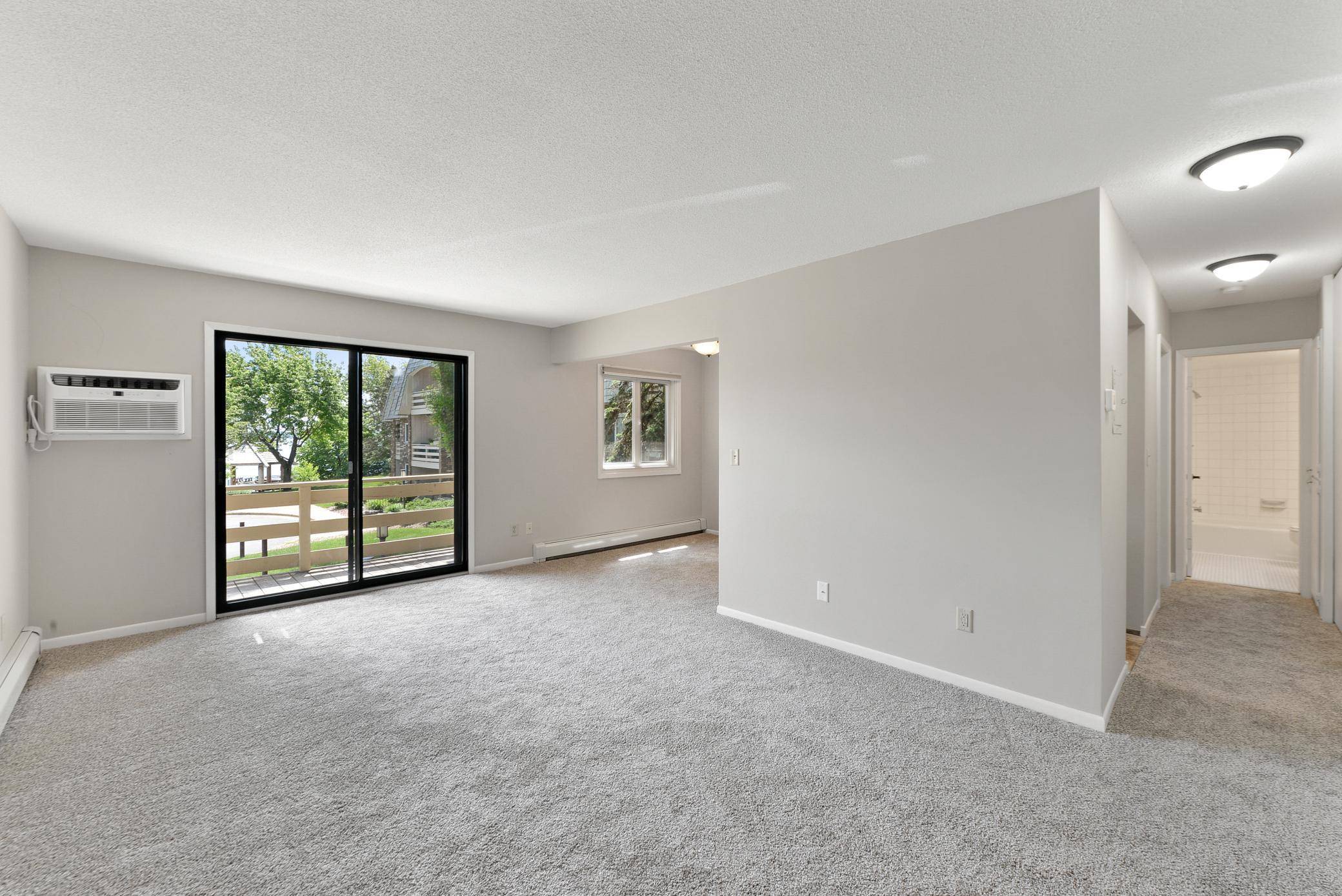 Mound, MN 55364,4387 Wilshire BLVD #202