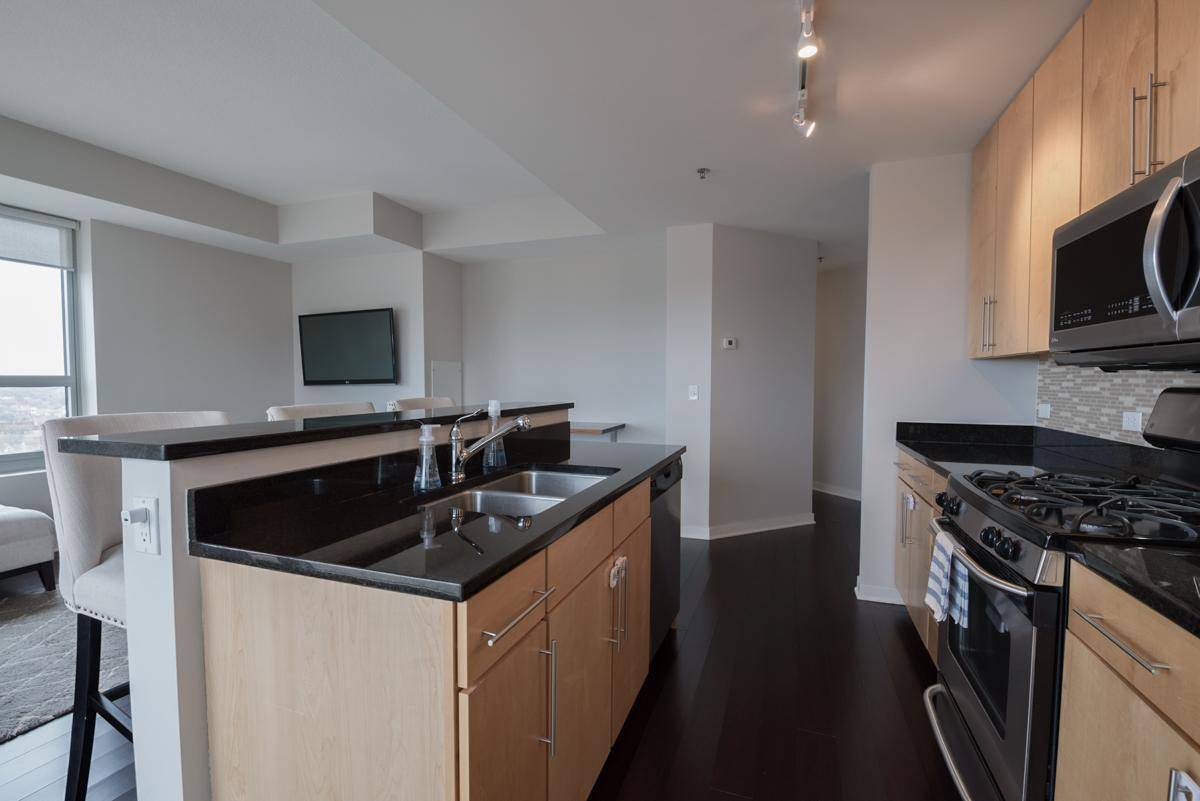 Minneapolis, MN 55404,929 Portland AVE #1805