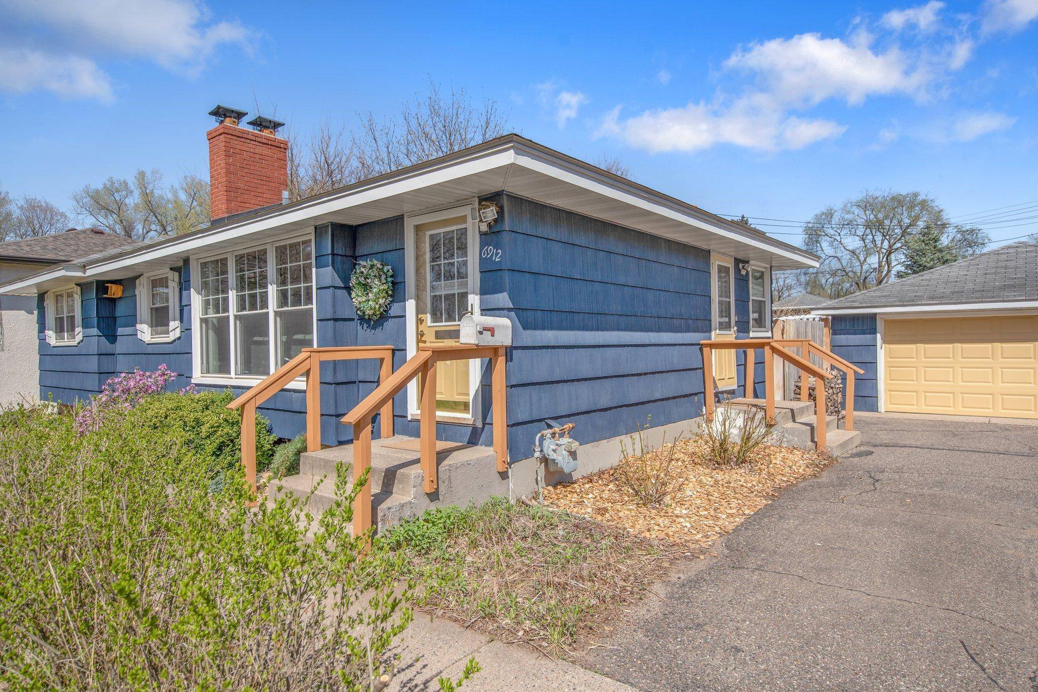 Brooklyn Center, MN 55429,6912 Toledo AVE N