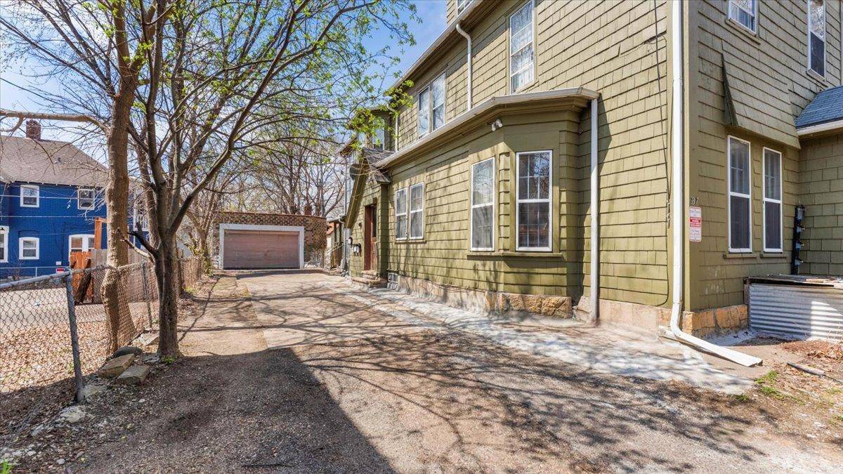 Saint Paul, MN 55106,337 Maria AVE