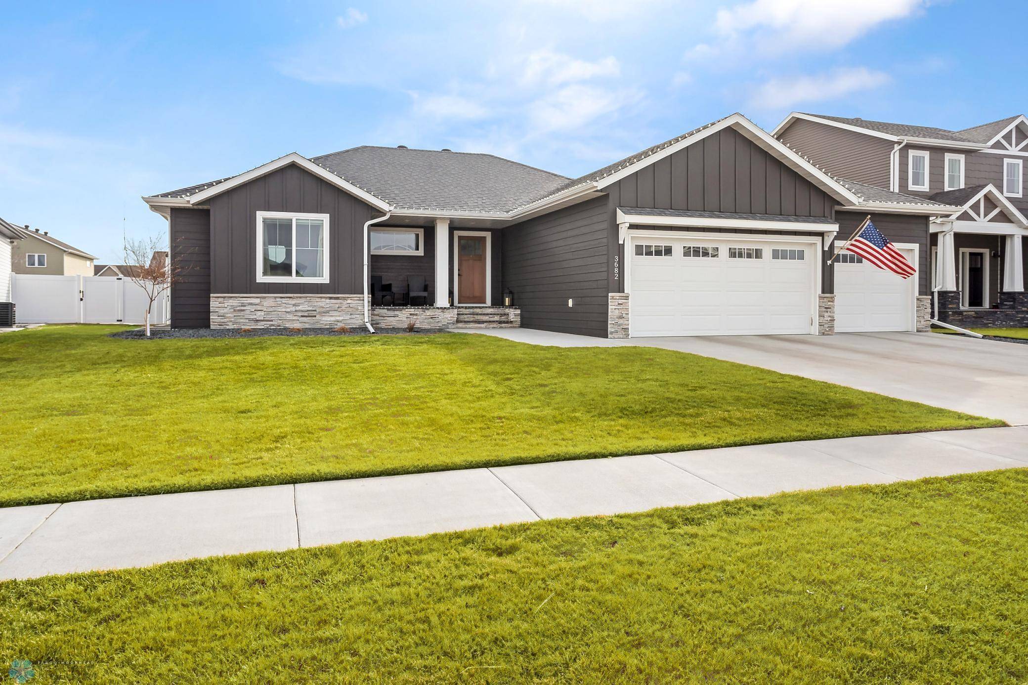 Fargo, ND 58104,3682 Merrifield DR S