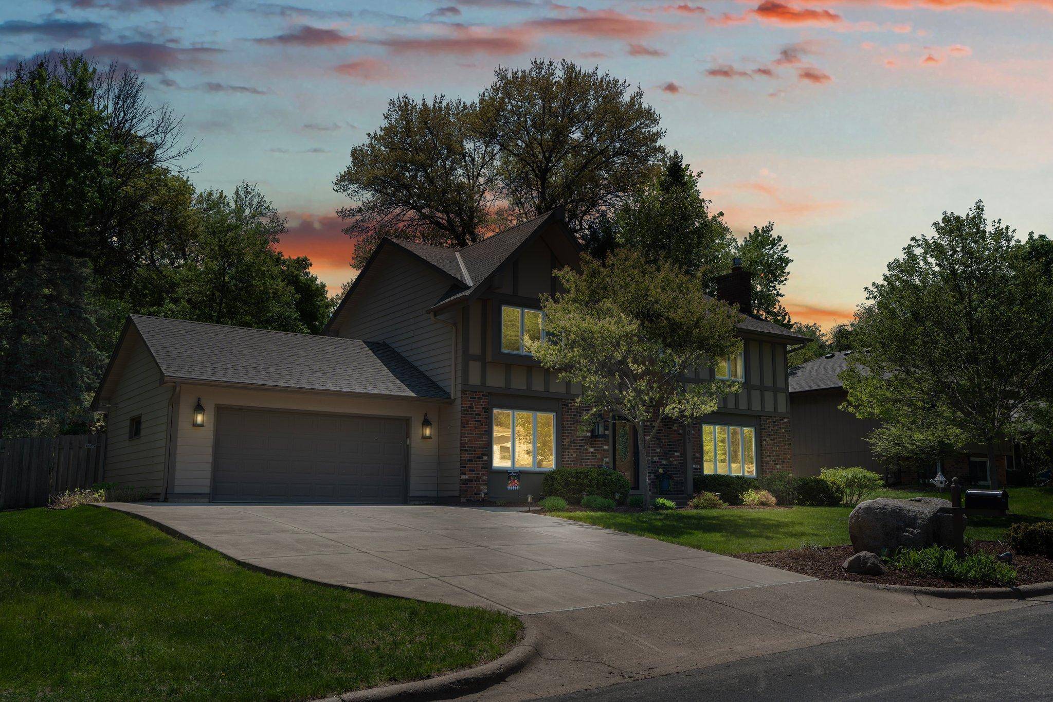 Burnsville, MN 55337,403 E 135th ST