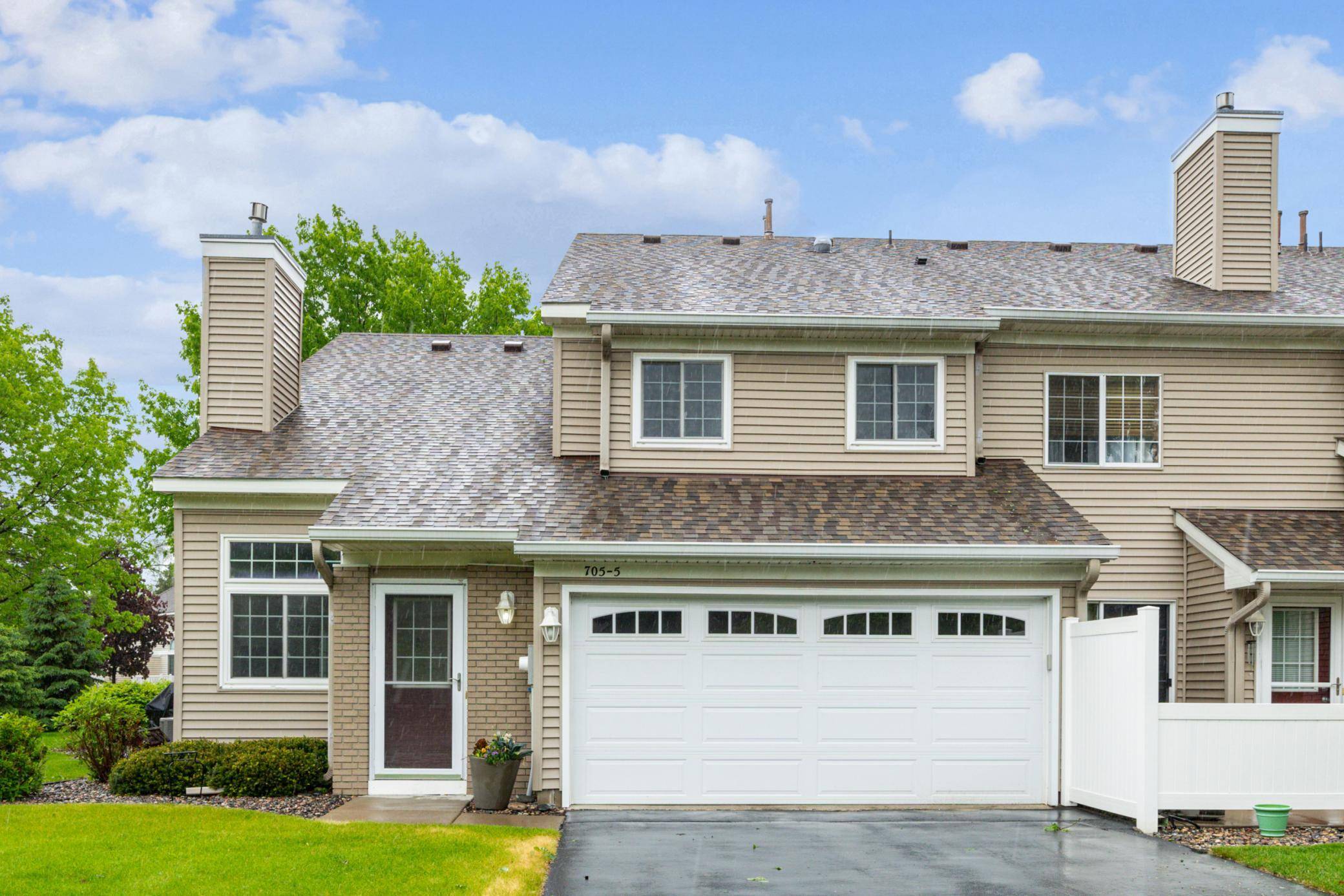 Coon Rapids, MN 55433,705 85th LN NW #5