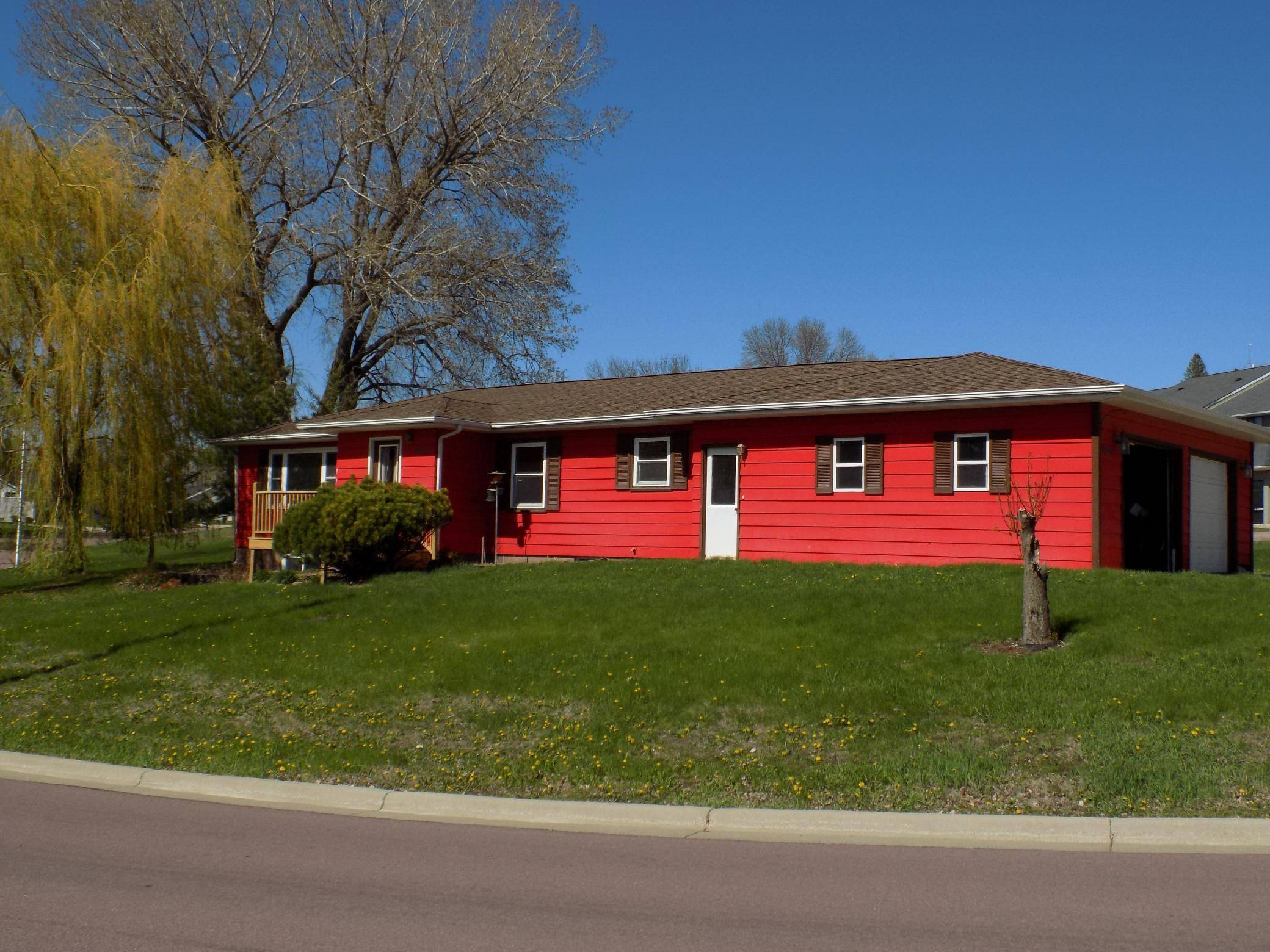 Jackson, MN 56143,1520 North HWY