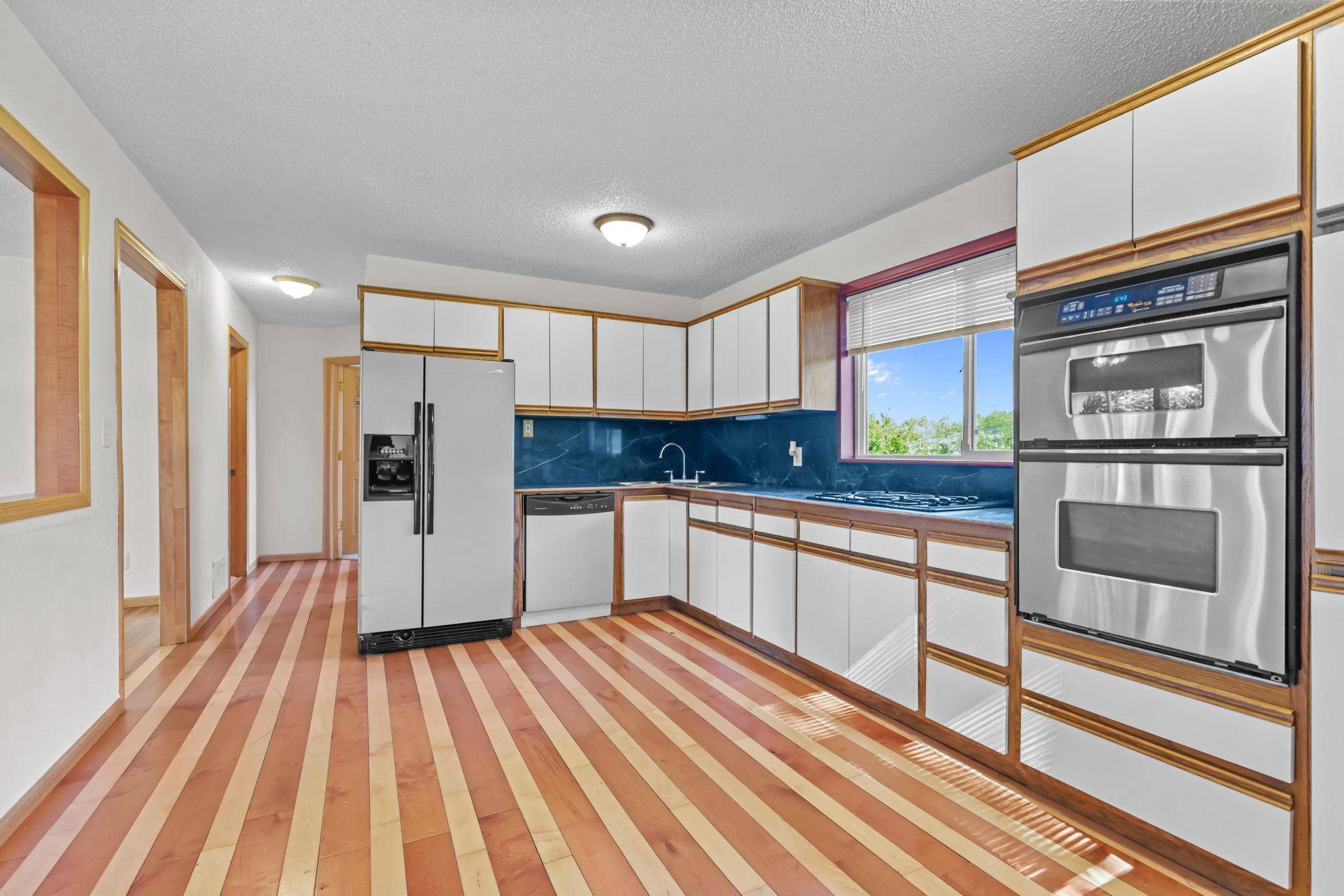 Shoreview, MN 55126,1791 Lois DR