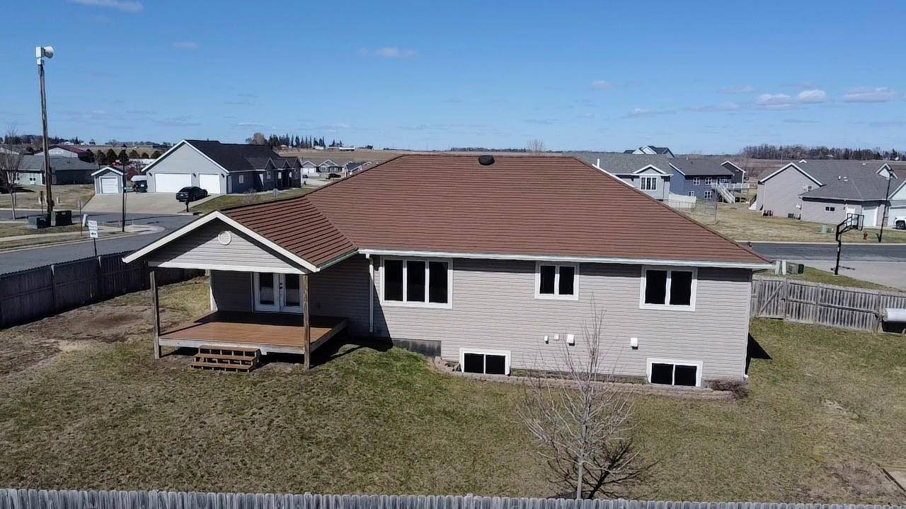 Eyota, MN 55934,580 Canyon LN NW