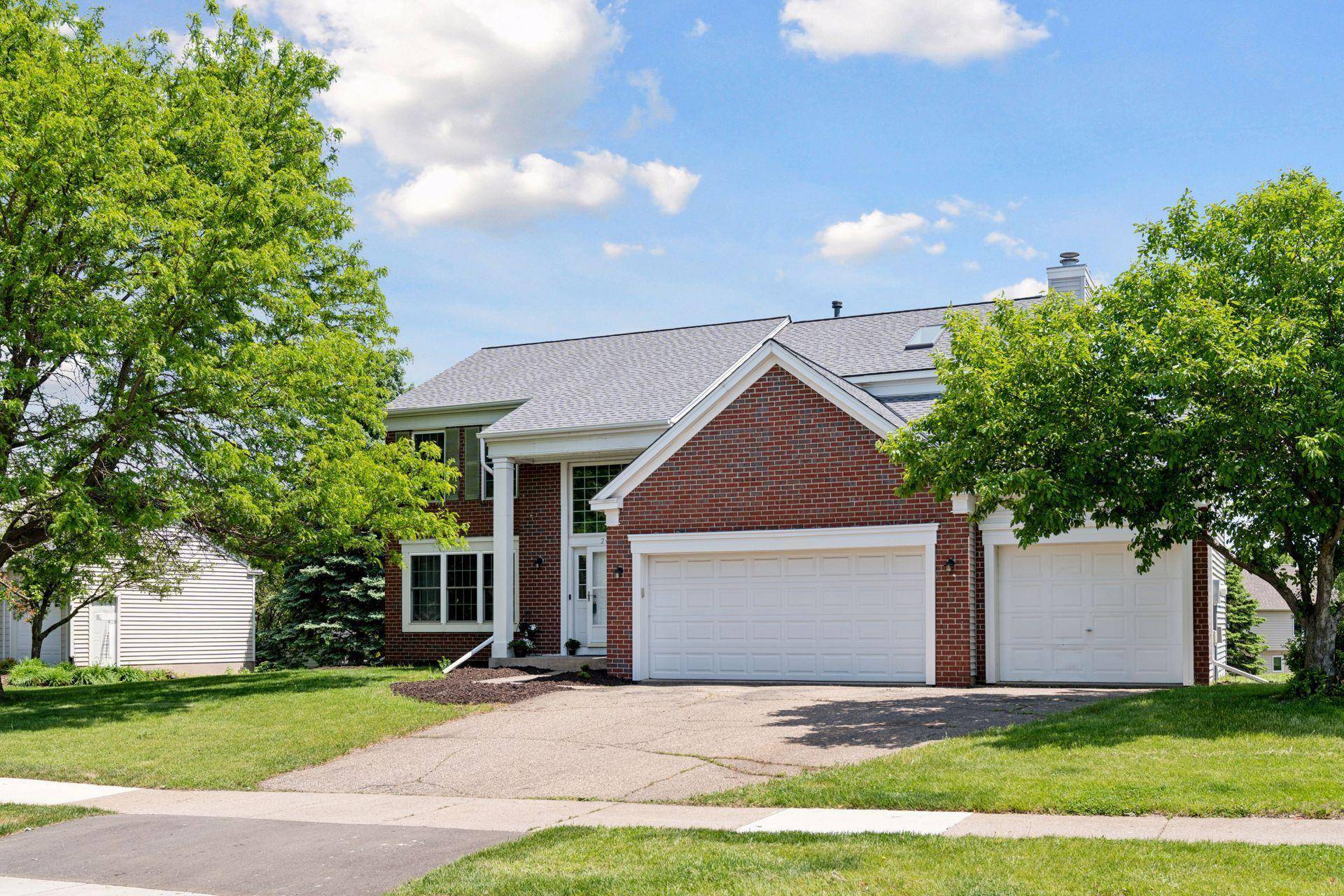 Mendota Heights, MN 55120,2490 Westview TER