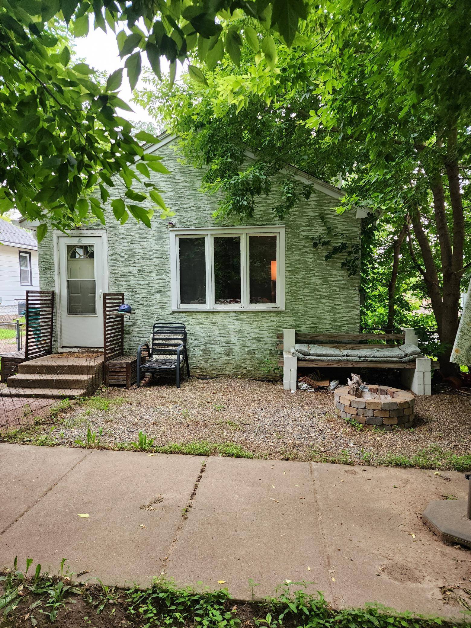 Columbia Heights, MN 55421,4307 6th ST NE