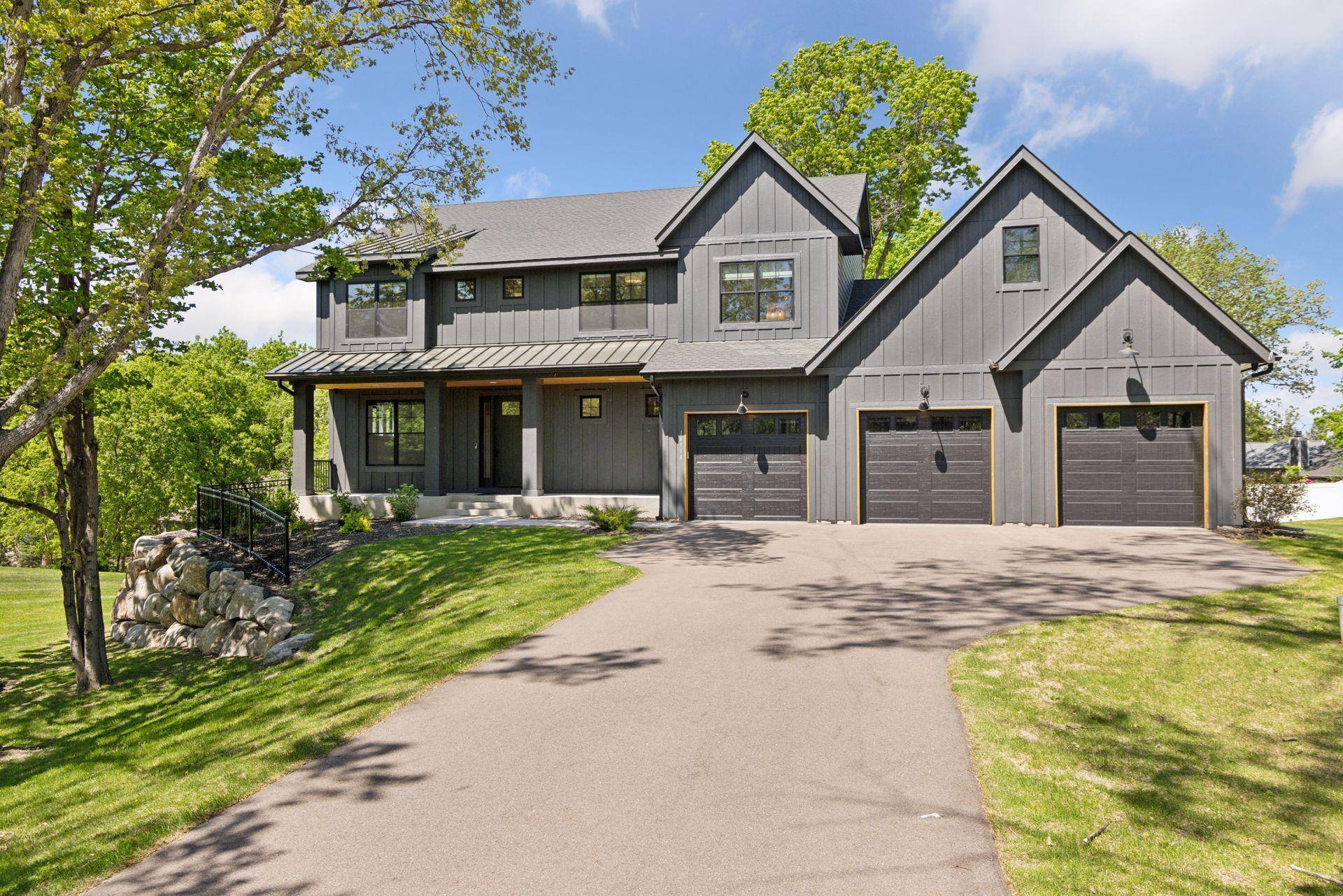 Minnetonka, MN 55345,14914 Highwood DR