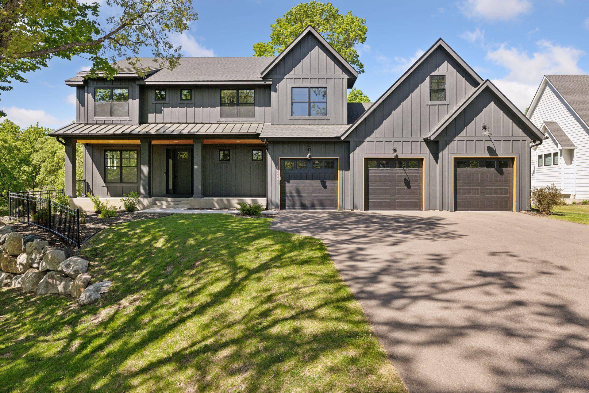 Minnetonka, MN 55345,14914 Highwood DR