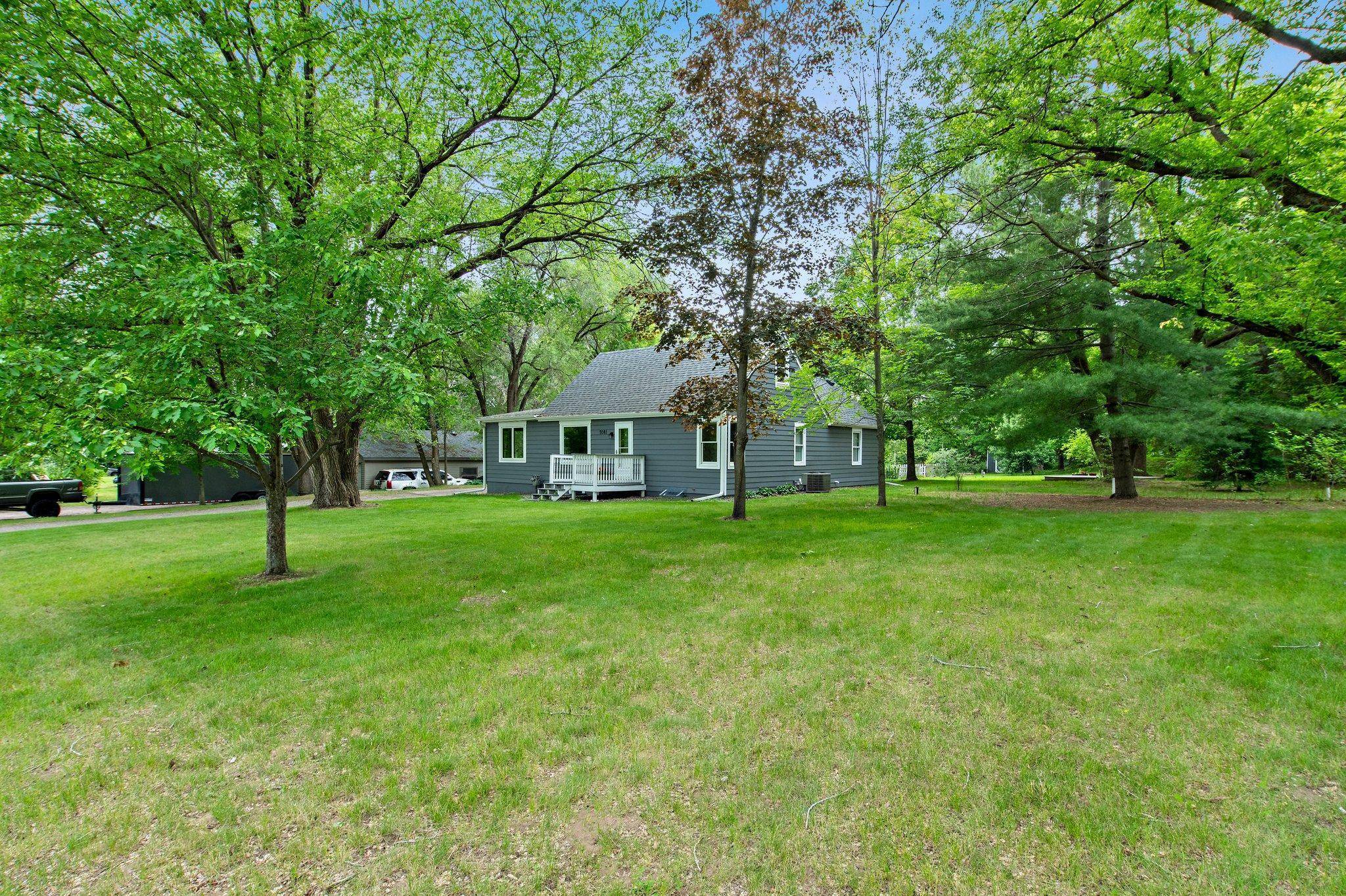 Lino Lakes, MN 55014,7081 Lakeview DR