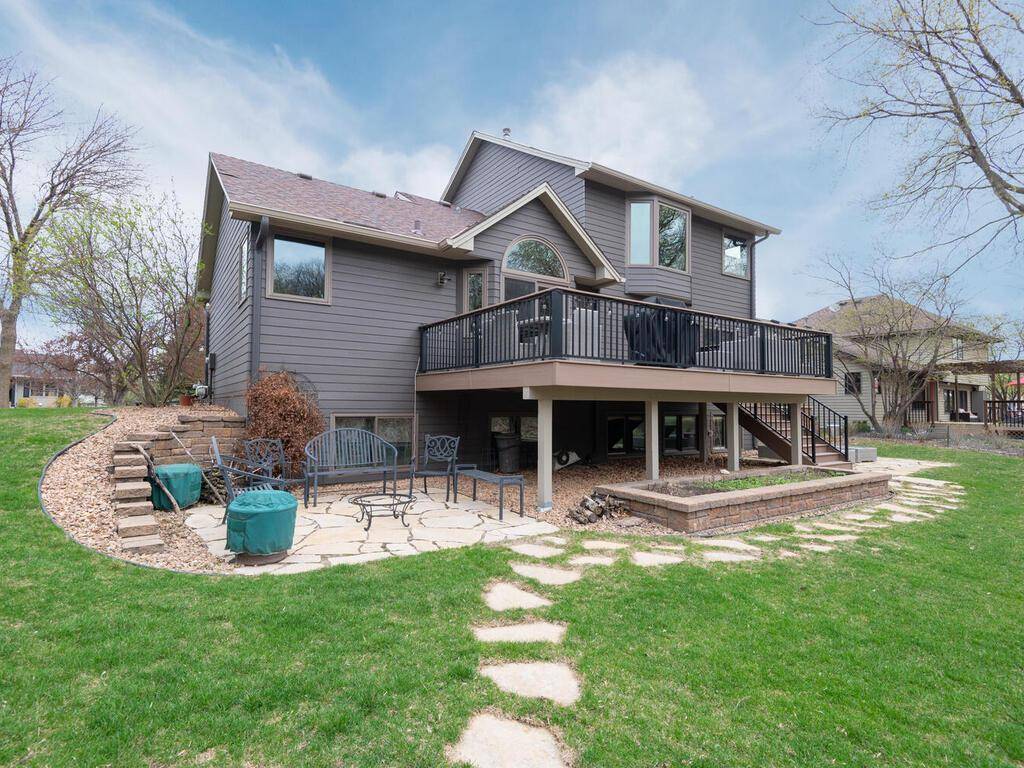 Prior Lake, MN 55372,4275 Coachman LN NE