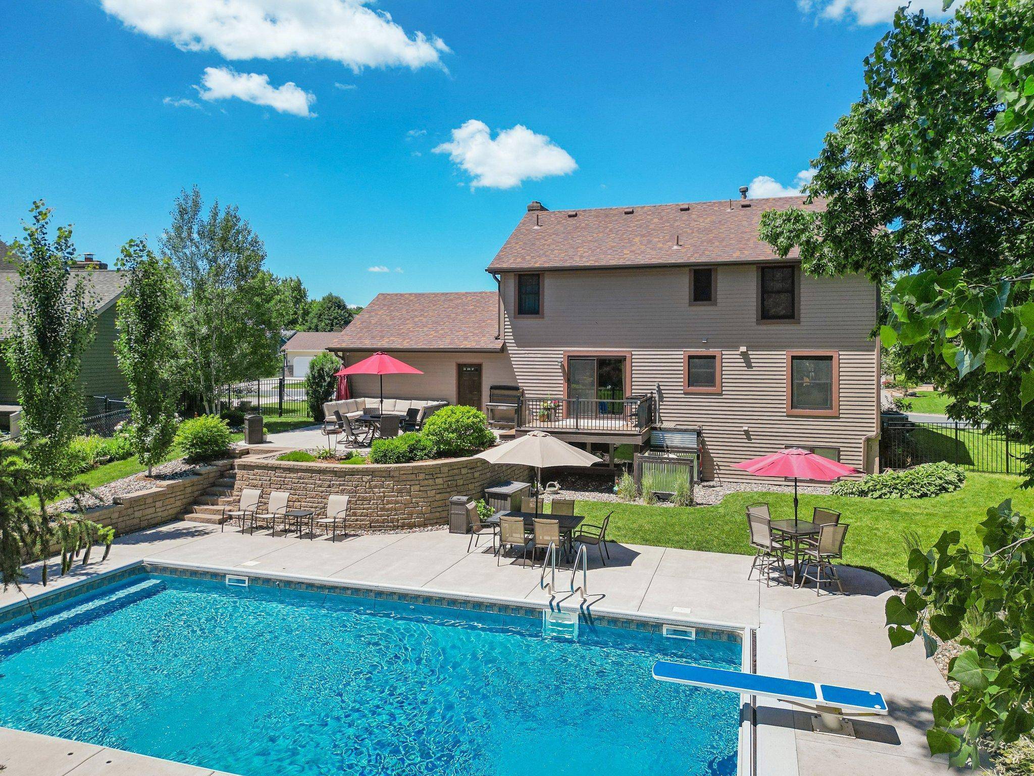 Eagan, MN 55122,3676 Ashbury RD