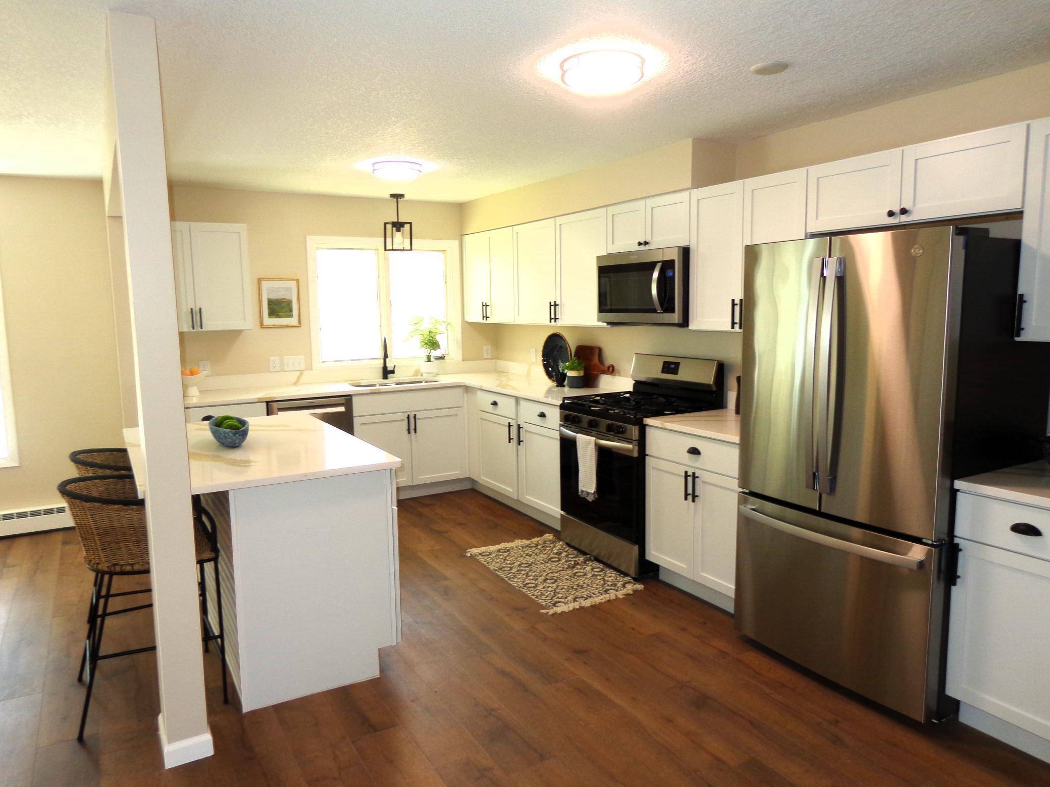 Maplewood, MN 55119,2636 Brookview DR E