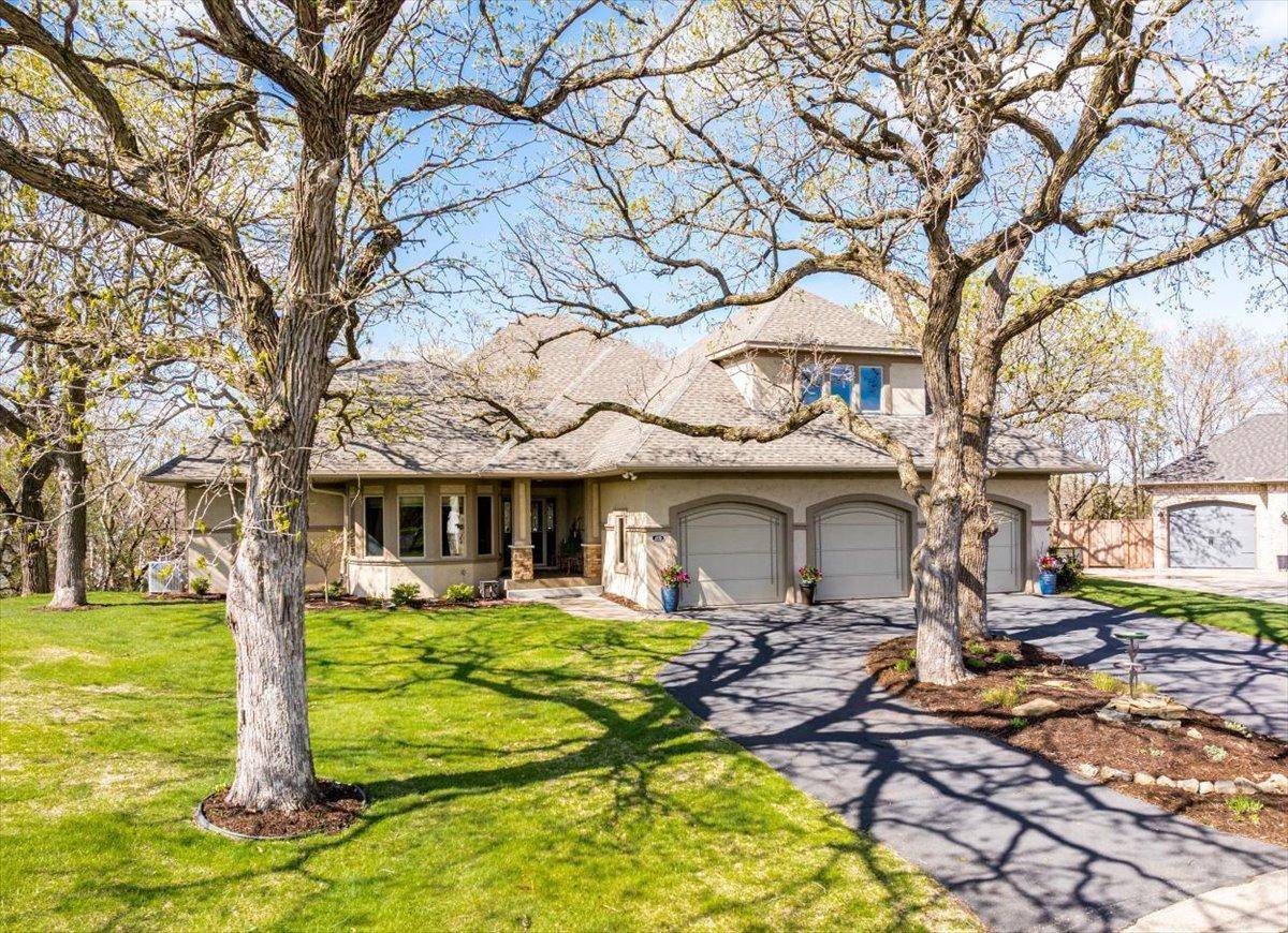 Hudson, WI 54016,2222 White Oak CT