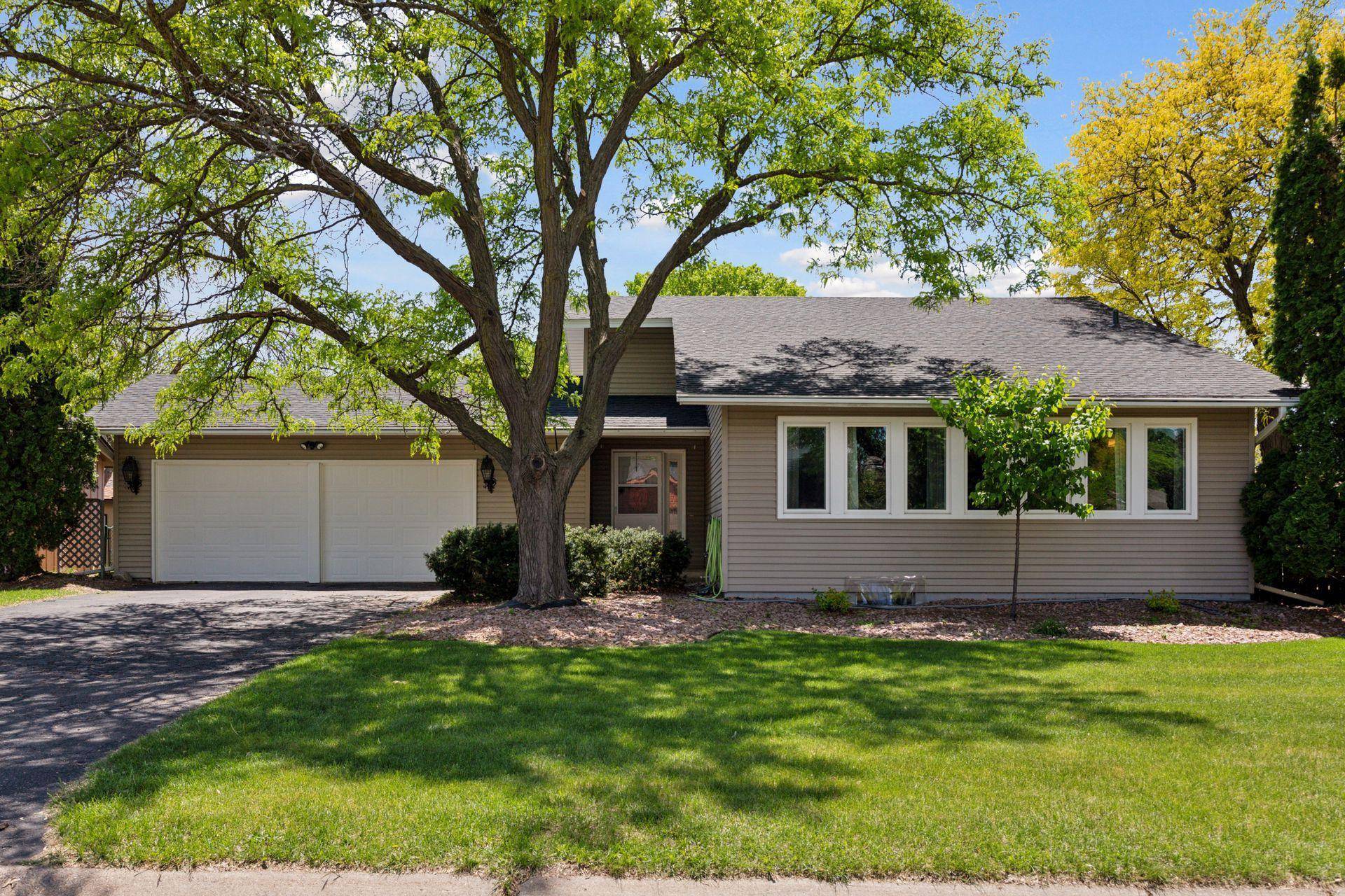 Brooklyn Park, MN 55445,7900 Idaho CIR N