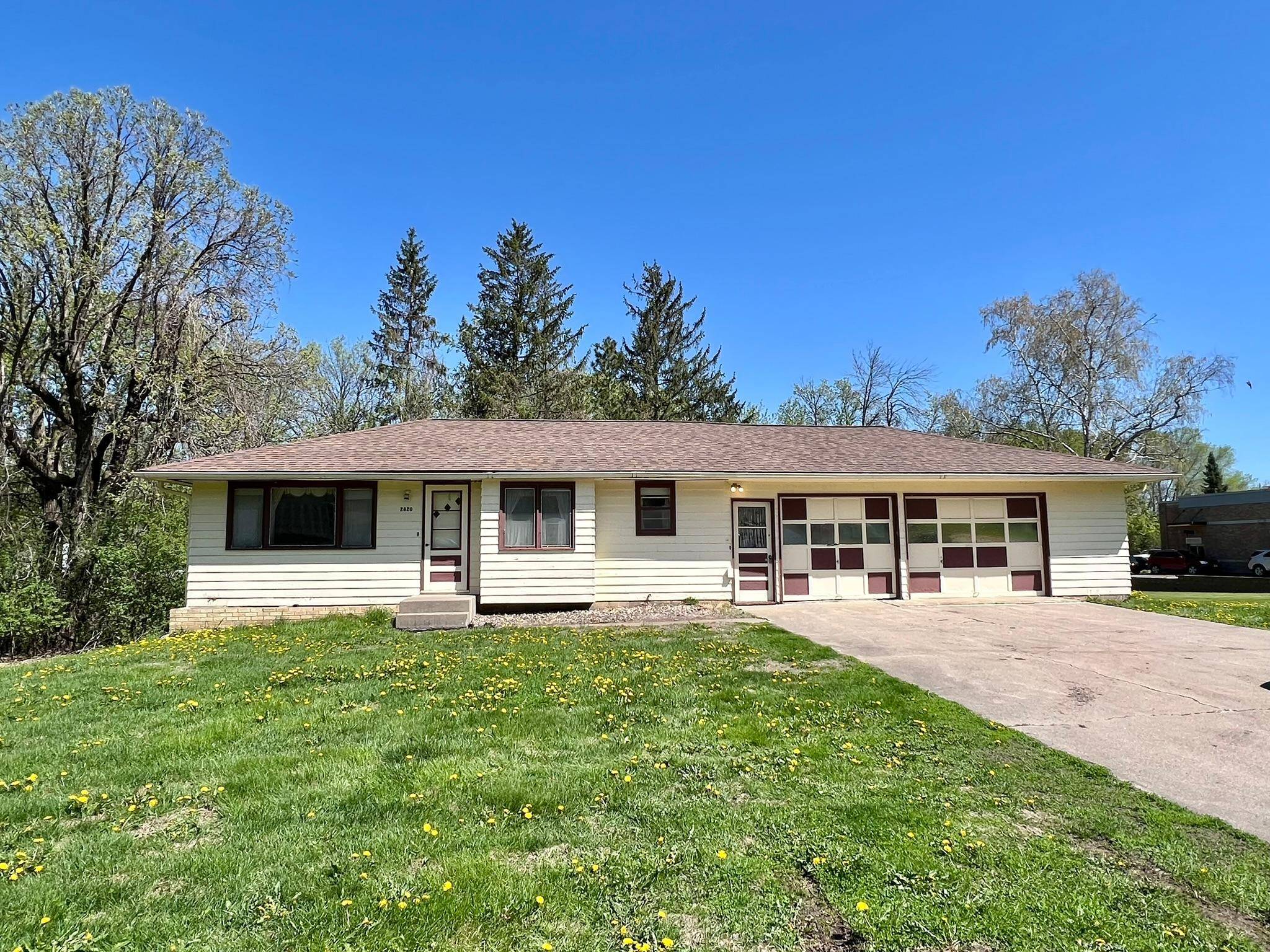 Red Wing, MN 55066,2820 N Service DR