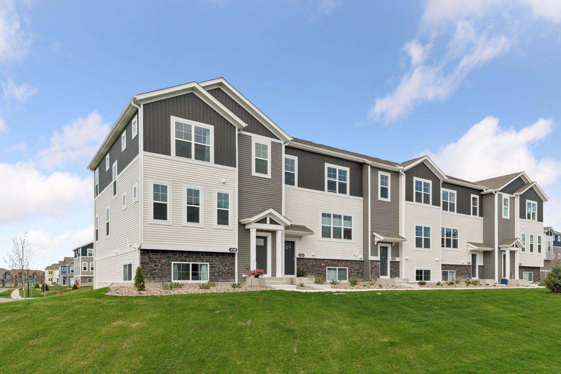 Minnetrista, MN 55331,4730 Bottlebrush LN