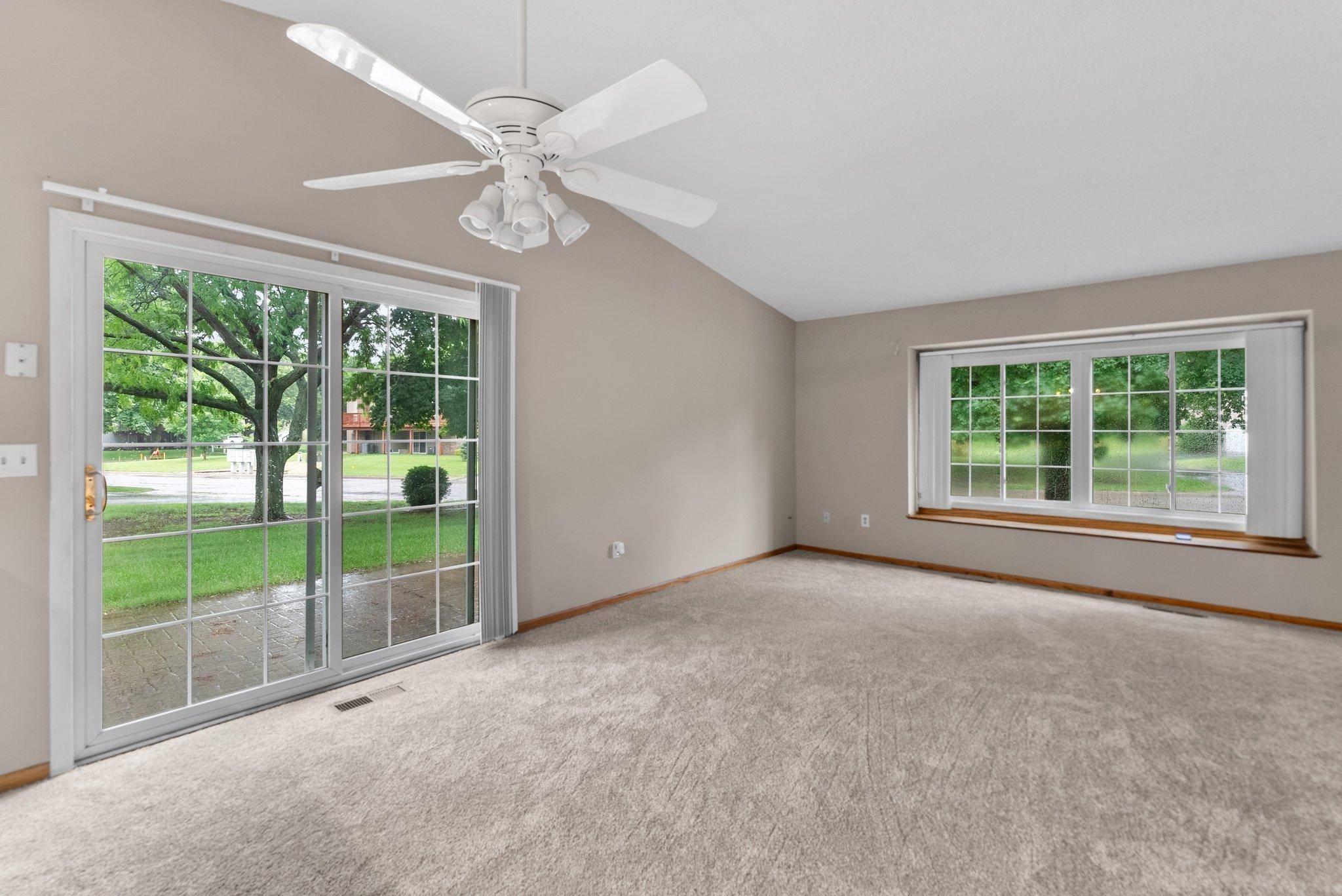 Circle Pines, MN 55014,2 Oak RD #D