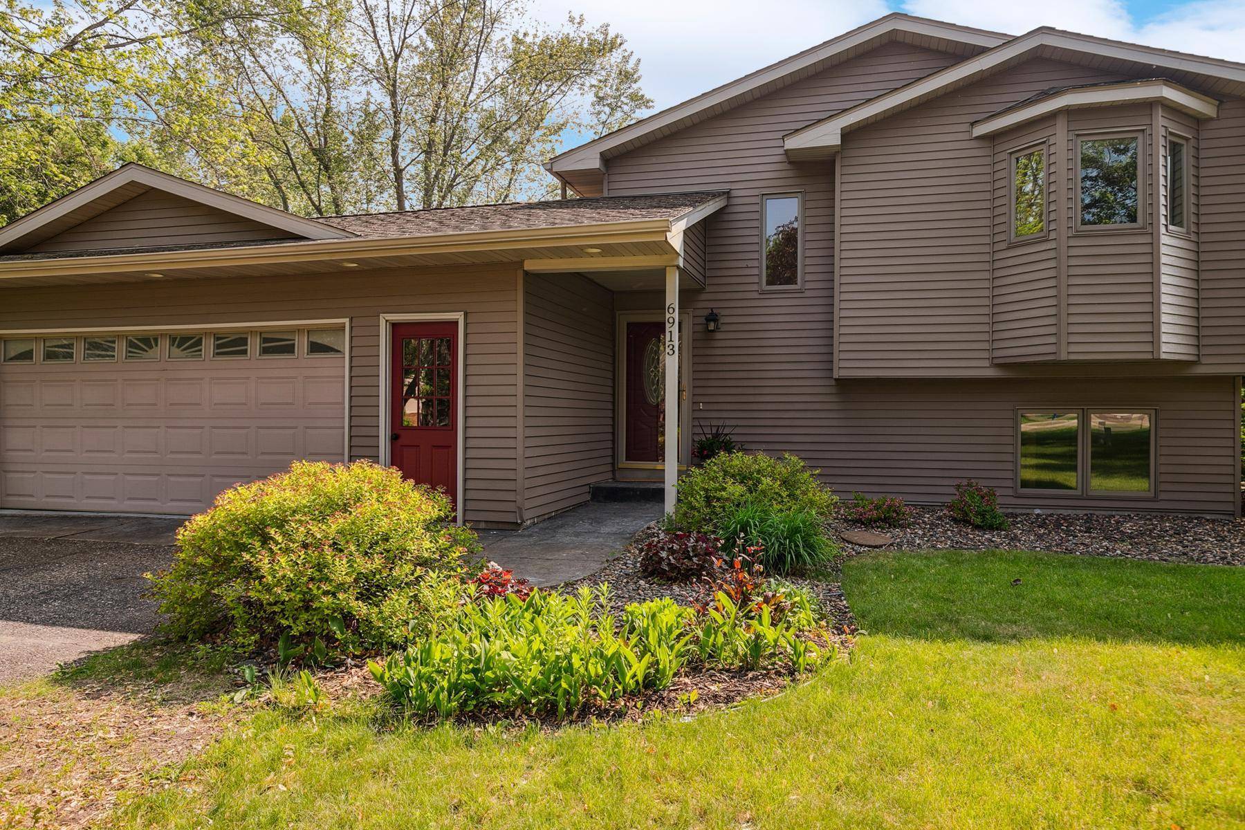 Centerville, MN 55038,6913 Sumac CT