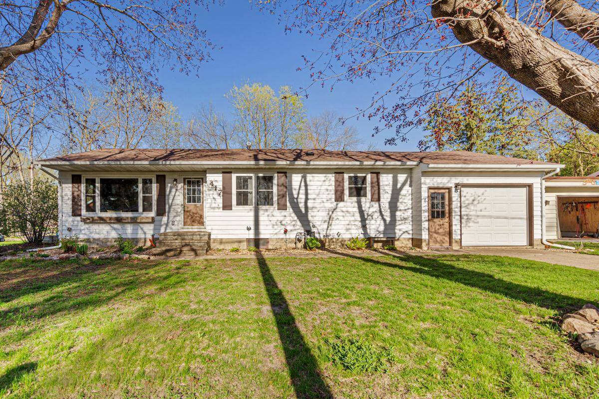 New Richland, MN 56072,417 Ash AVE S