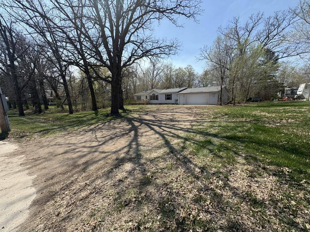 Pillager, MN 56473,728 River ST S