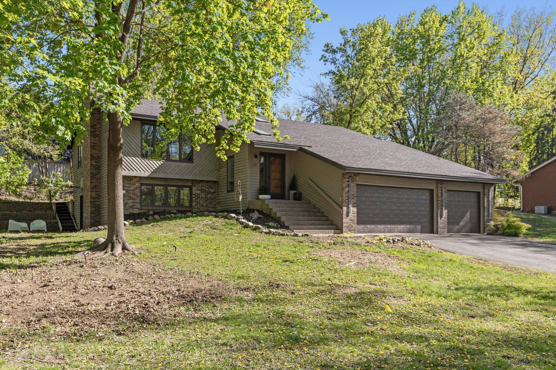 Burnsville, MN 55306,131 Oak Shore DR
